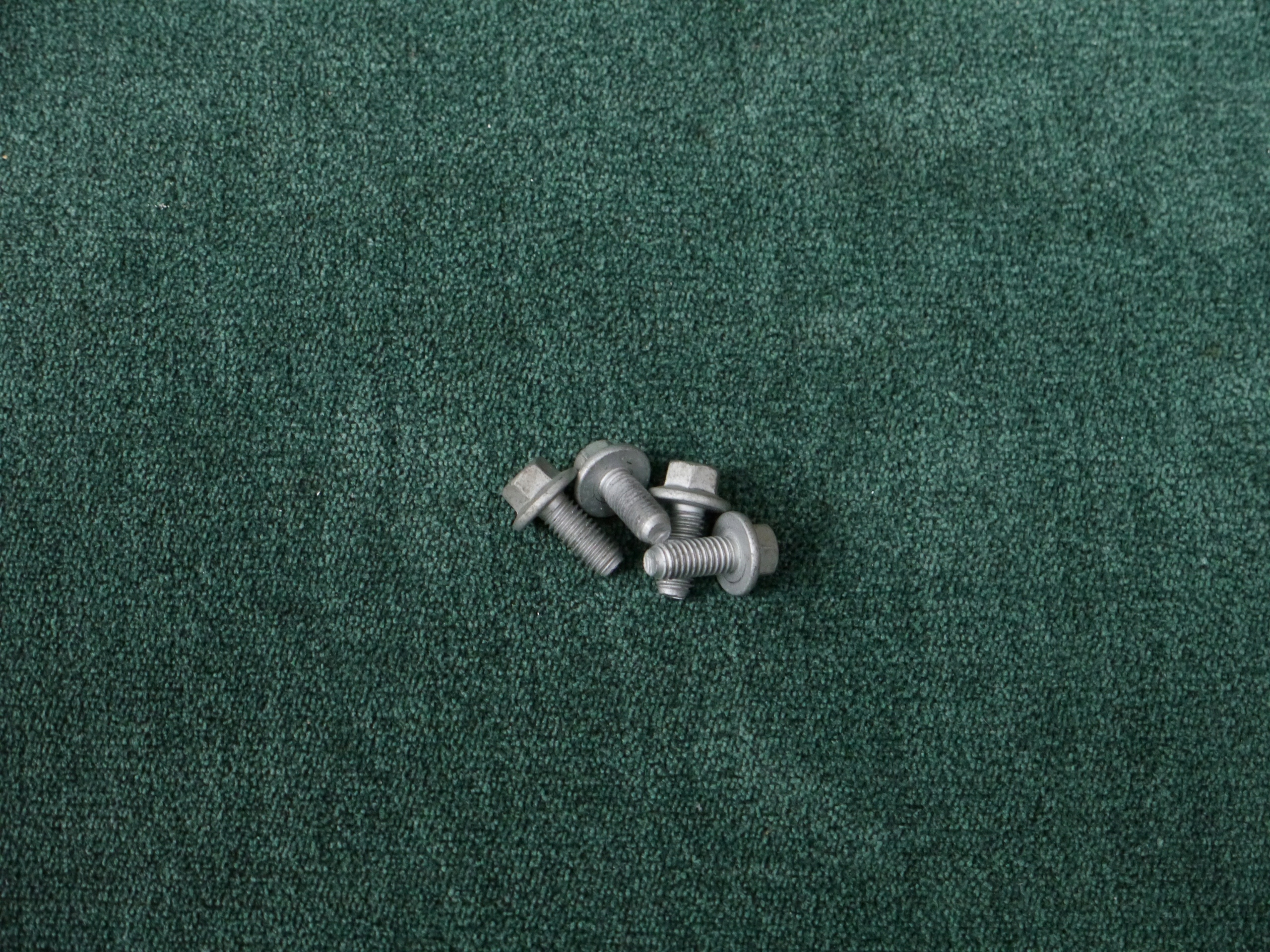 Fecho do capô OEM PY83-250217-01rt56 SSC Aston Martin DBX image 3