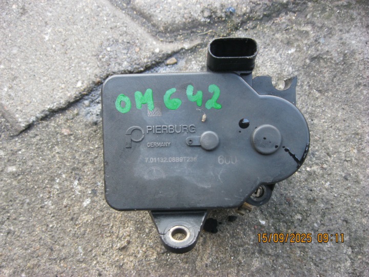 MERCEDES JEEP OM642 3.0 CDI CRD Stellmotor Klappenregulierung Original A6421500494 W204 W212 W221 W220 JEEP CHRYSLER W164 X164 W251