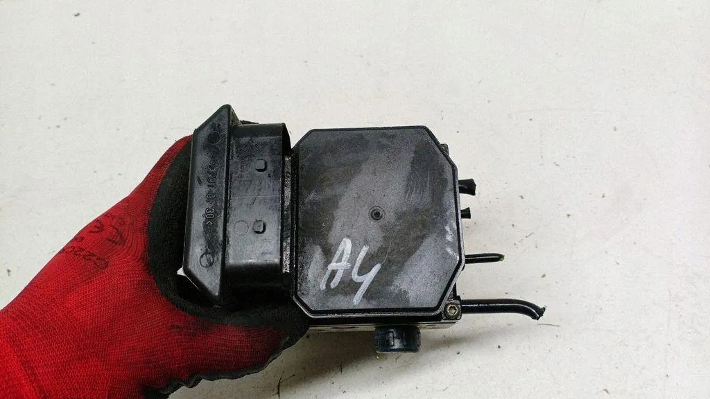 Audi A4 B6 ABS ESP Rempomp OEM 0265950011 image 2
