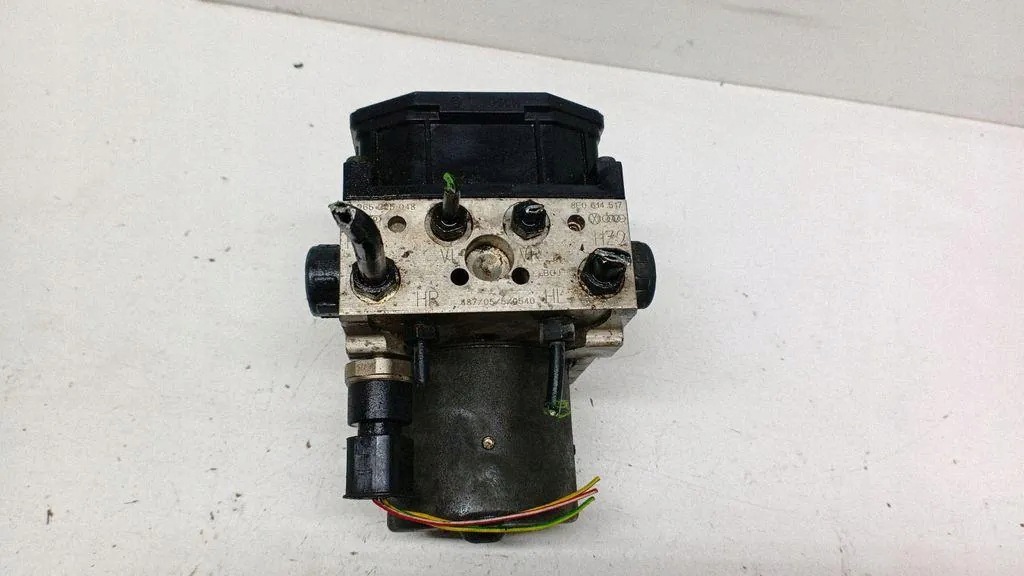 Audi A4 B6 ABS ESP Rempomp OEM 0265950011 image 3