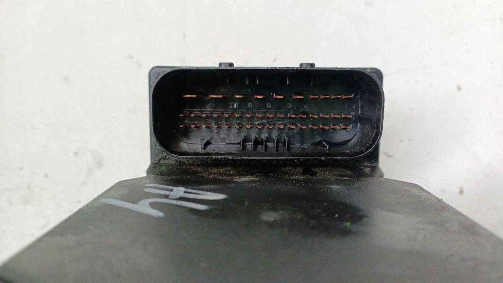 Audi A4 B6 ABS ESP Rempomp OEM 0265950011 image 6