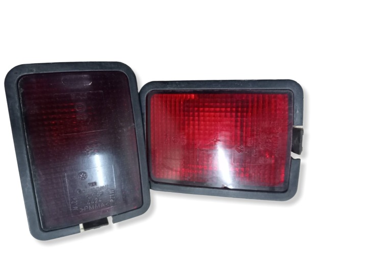 Oikea takavaloumpio VW TRANSPORTER IV FURGON (70XA) 701941779 2.5L diesel