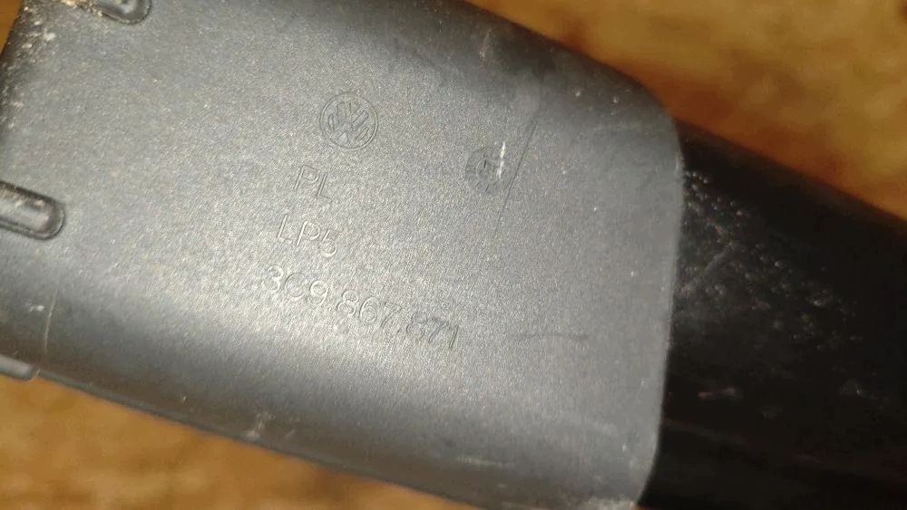OEM 3C9867871 Rollo de Maletero para VW Passat B6 Familiar image 3