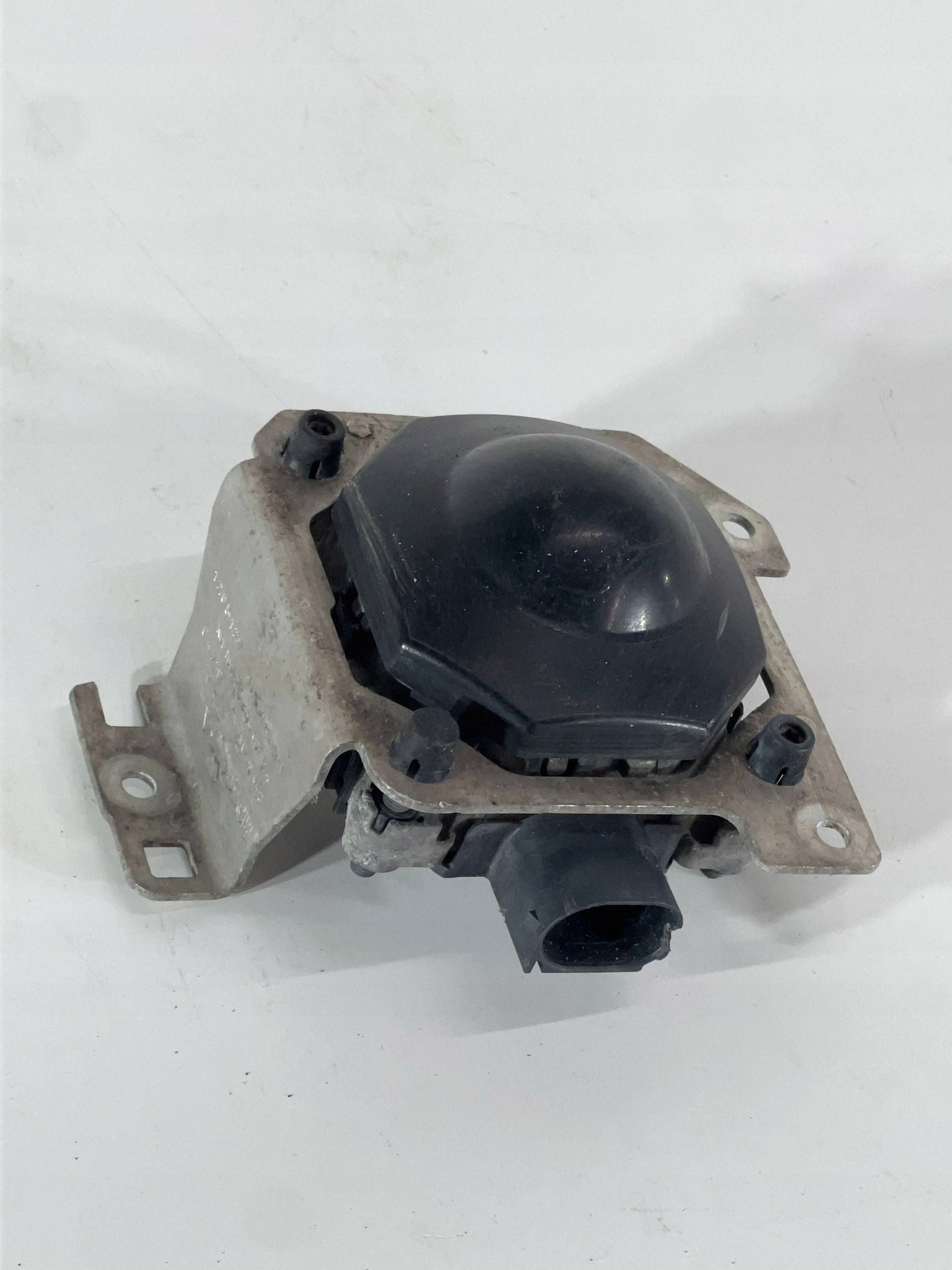 Sensor radar Distronic OEM 8W0907561C para Audi A4 B9 image 3