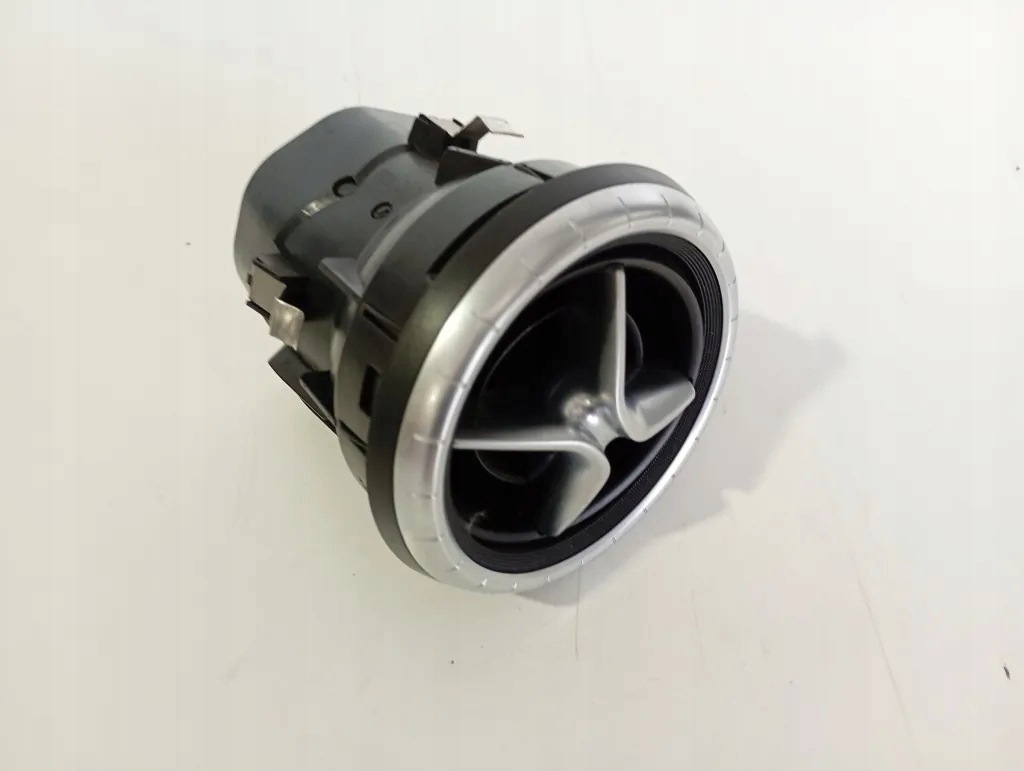 Mercedes A1178300354 A1178300554 Ventilatierooster Set image 2