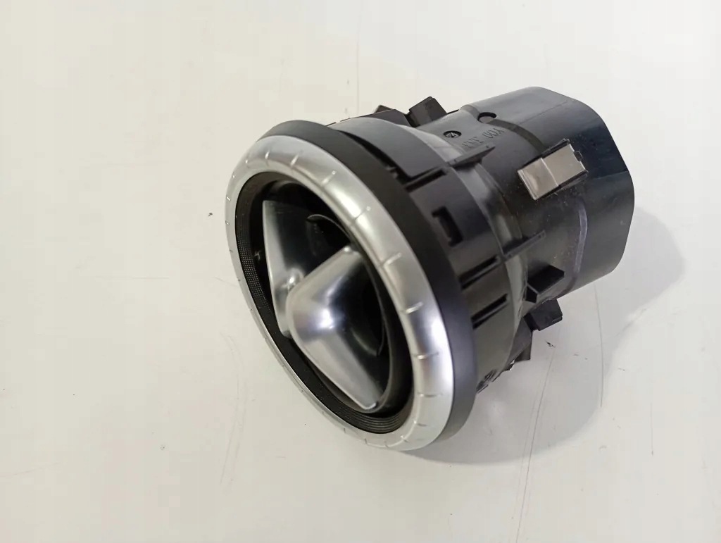 Mercedes A1178300354 A1178300554 Ventilatierooster Set image 4