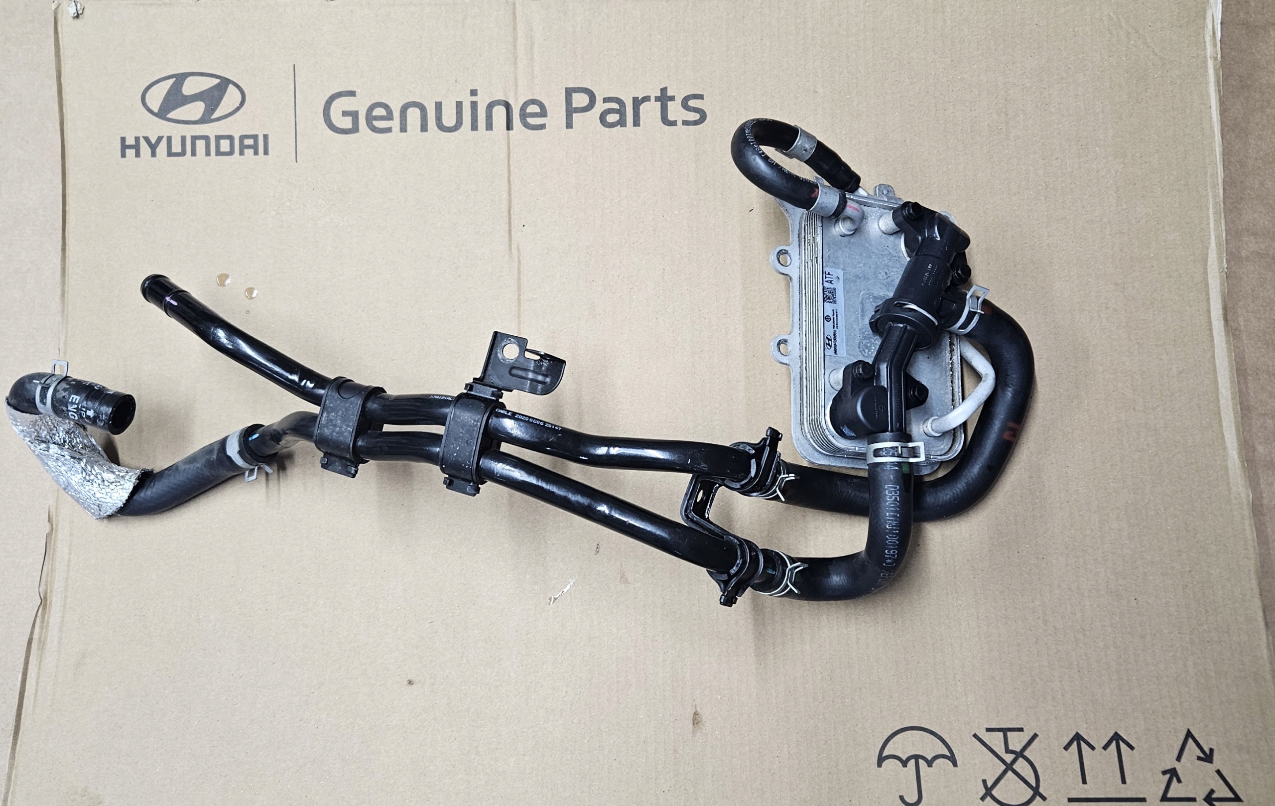 Arrefecedor de óleo ATF OEM 25610D3000 para Hyundai Tucson image 2