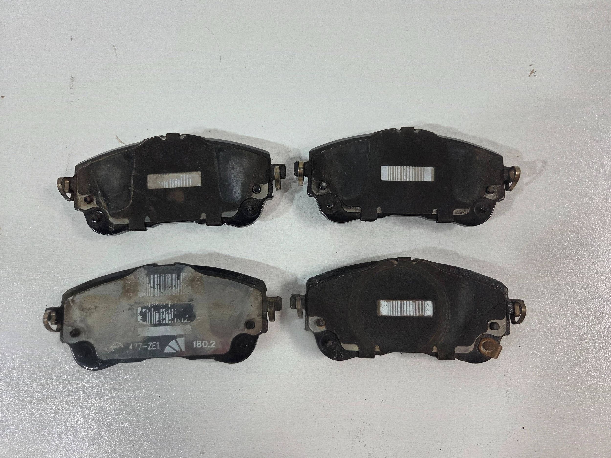 Toyota OE Vordere linke Spurstange OEM 00000055 Gebraucht