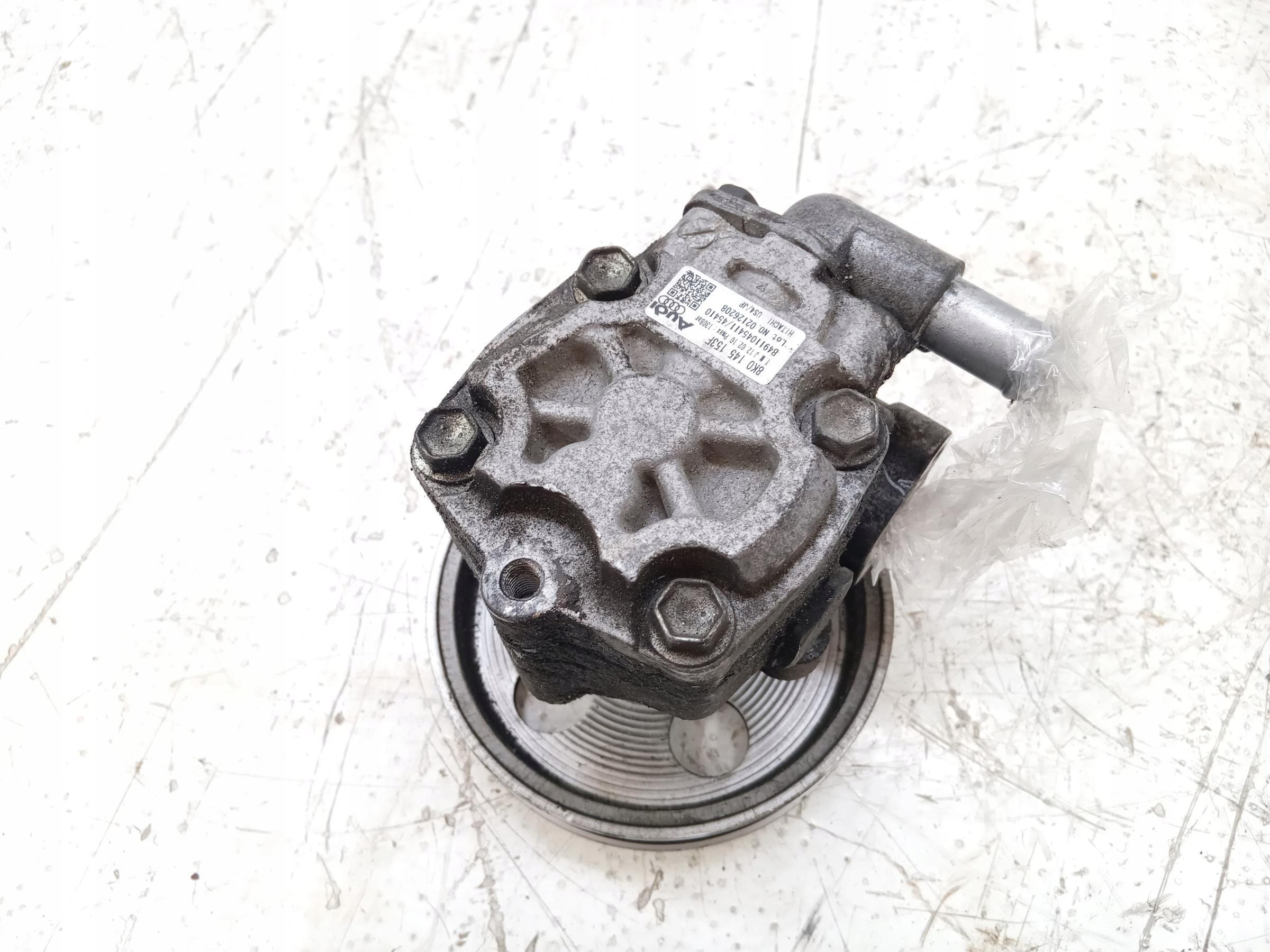 Pompe de direction Audi OEM 8K0145153F Occasion image 5
