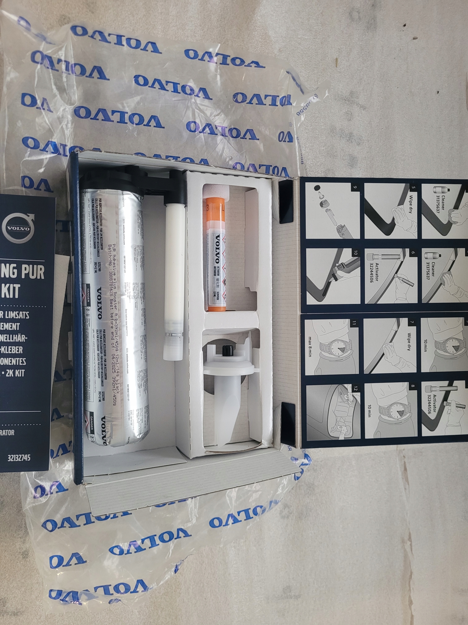 Volvo OEM 32132745 Tuulilasin liimasarja