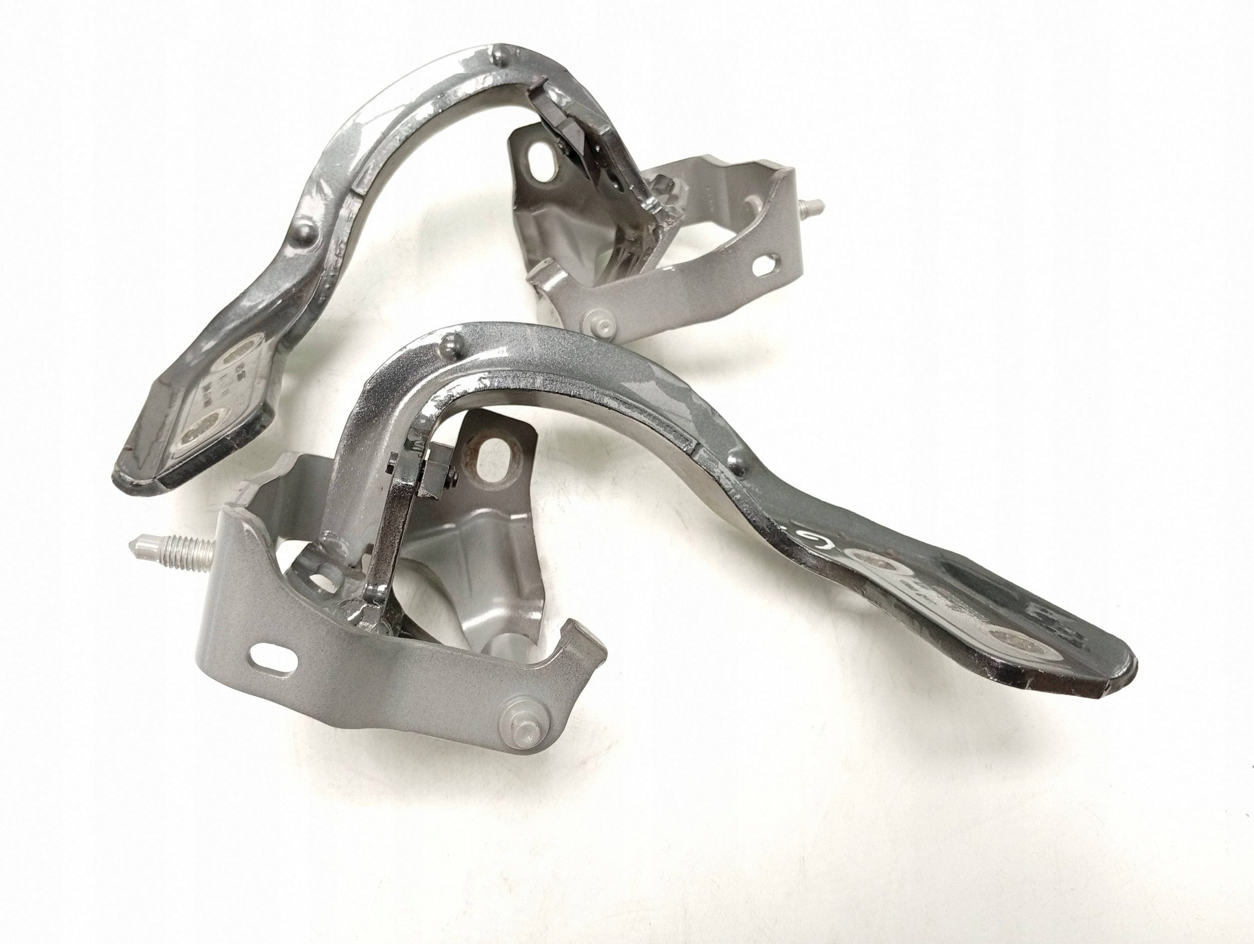 OEM 8R0827299A Vasen takaluukun saranat Audi Q5 SQ5