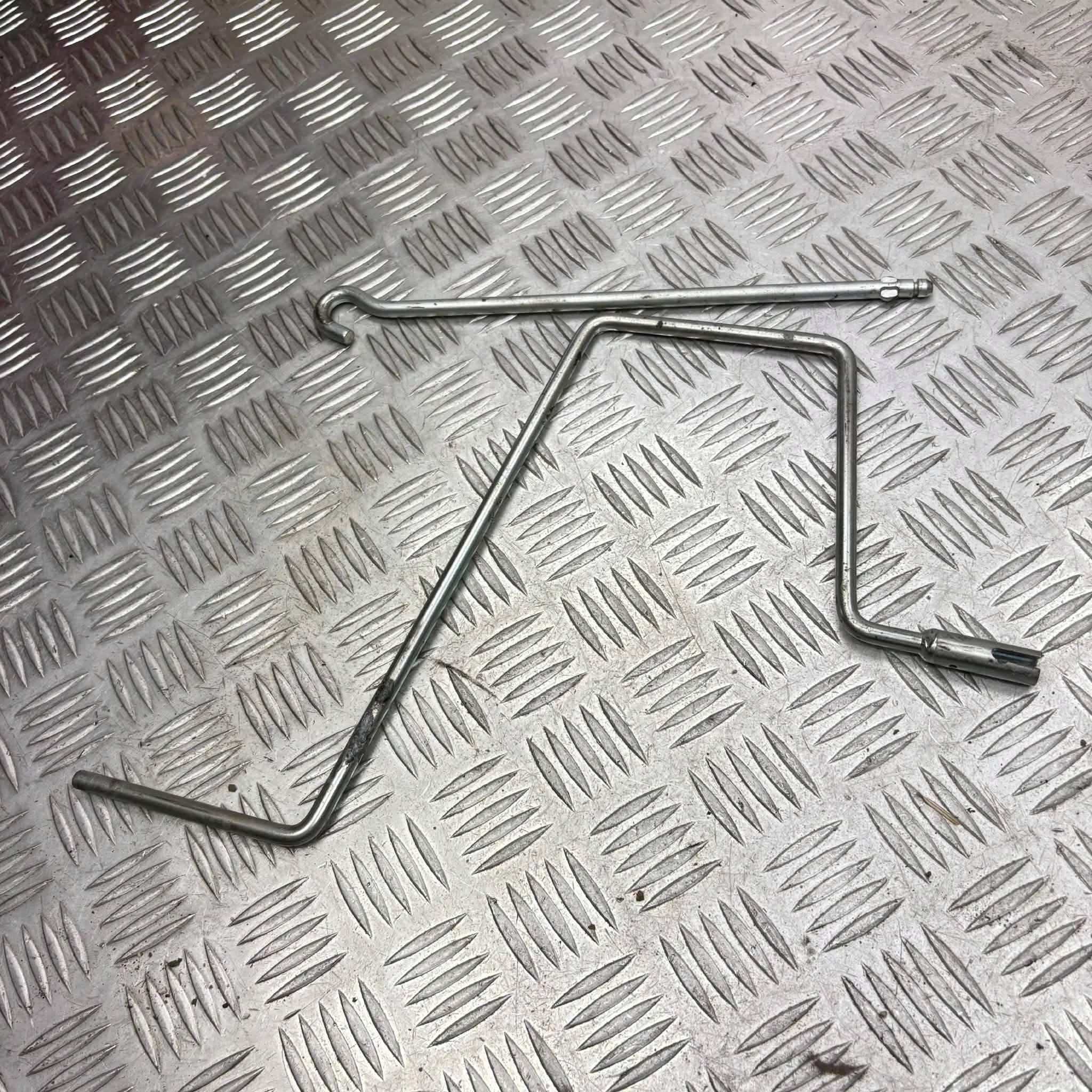Macaco Volvo XC90 OEM 31317714 - Macaco Usado image 3