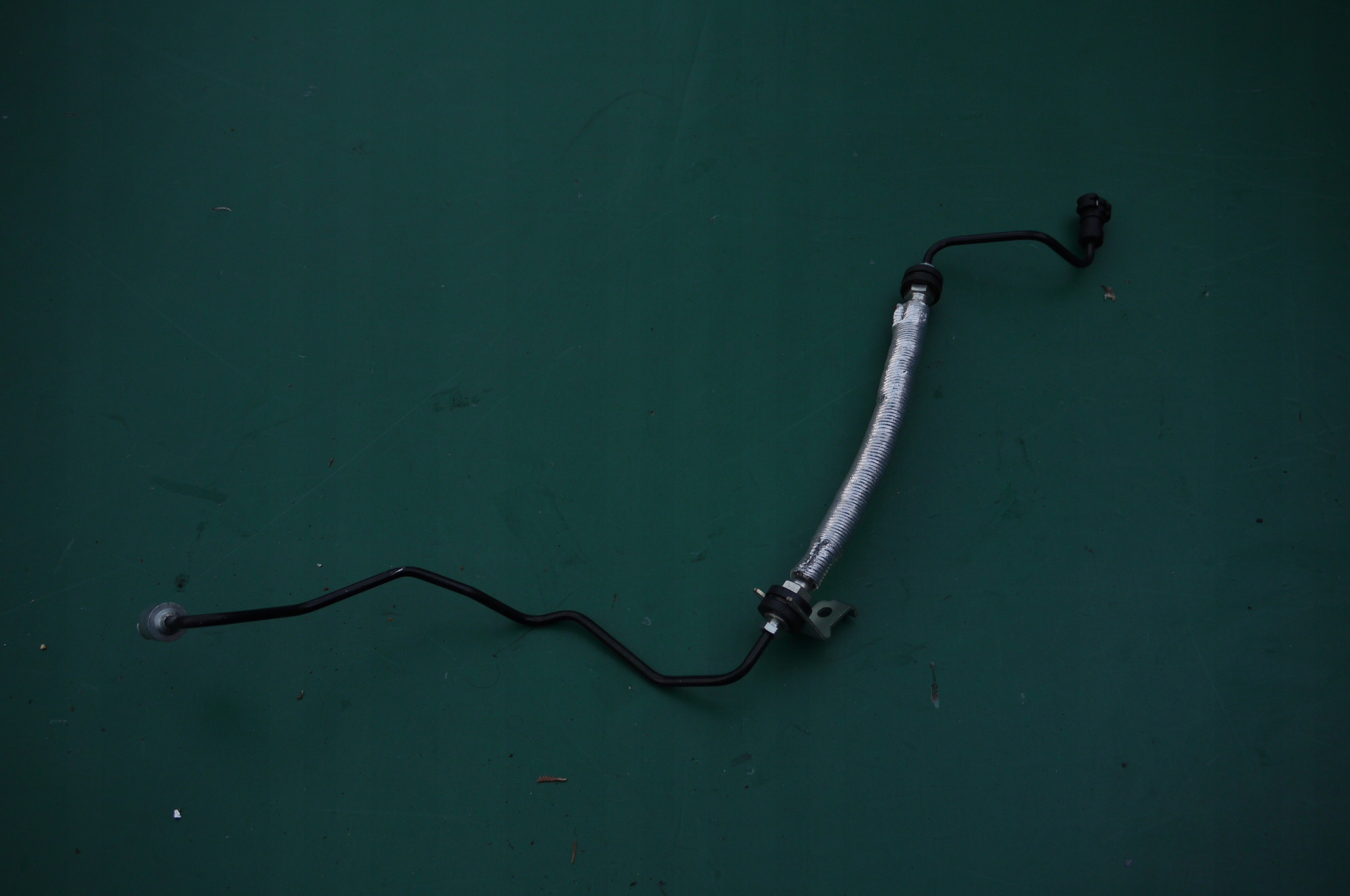 Collier de durite frein OEM 4G43-2264-AB Aston Martin image 2
