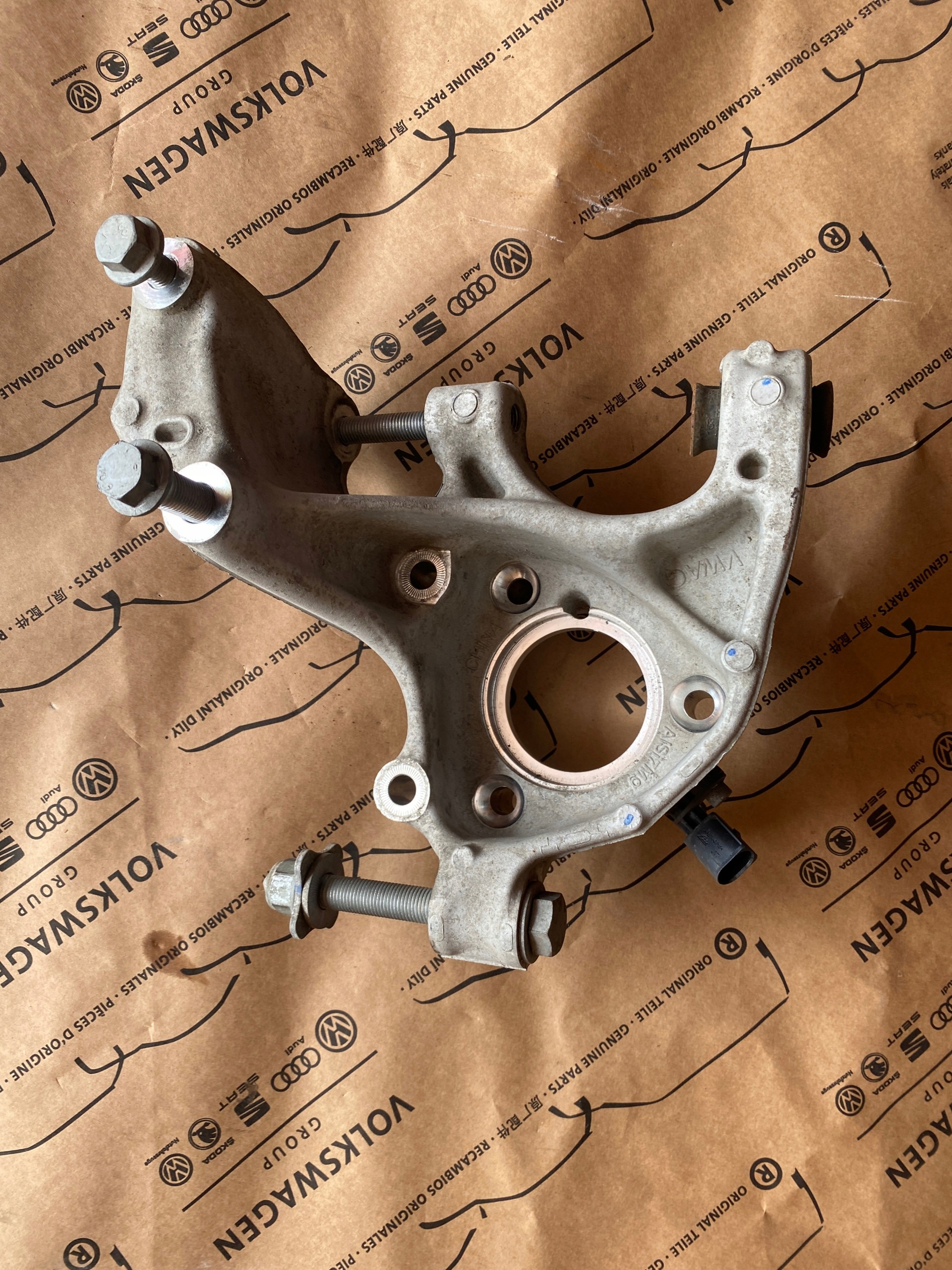 Audi RSQ3 F3 Radlager 5QF505436H Hinten Rechts image 9