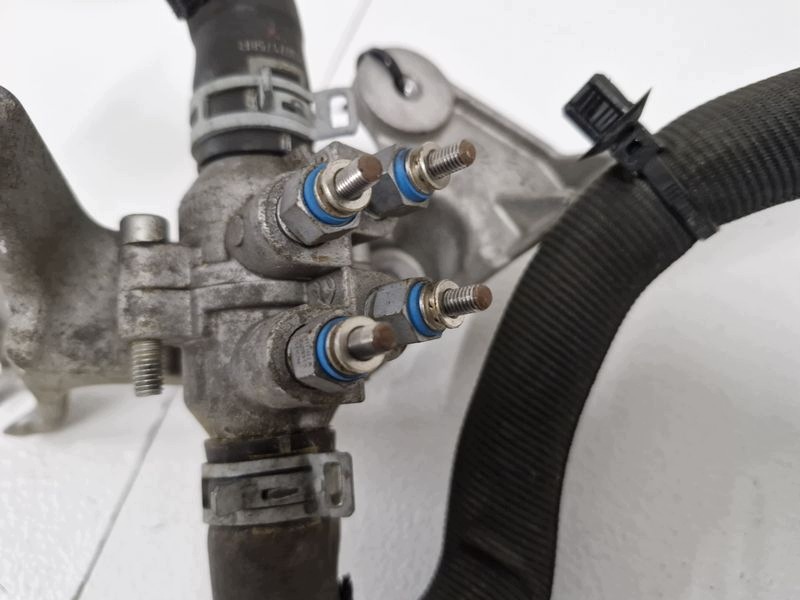 Aquecedor líquido OEM 922009379R para Renault Traffic III image 3