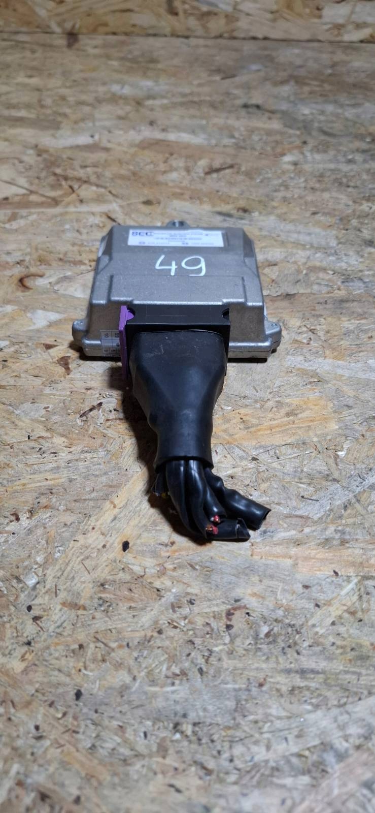 Peça AG CZECH usada OEM 67R-014313 image 6