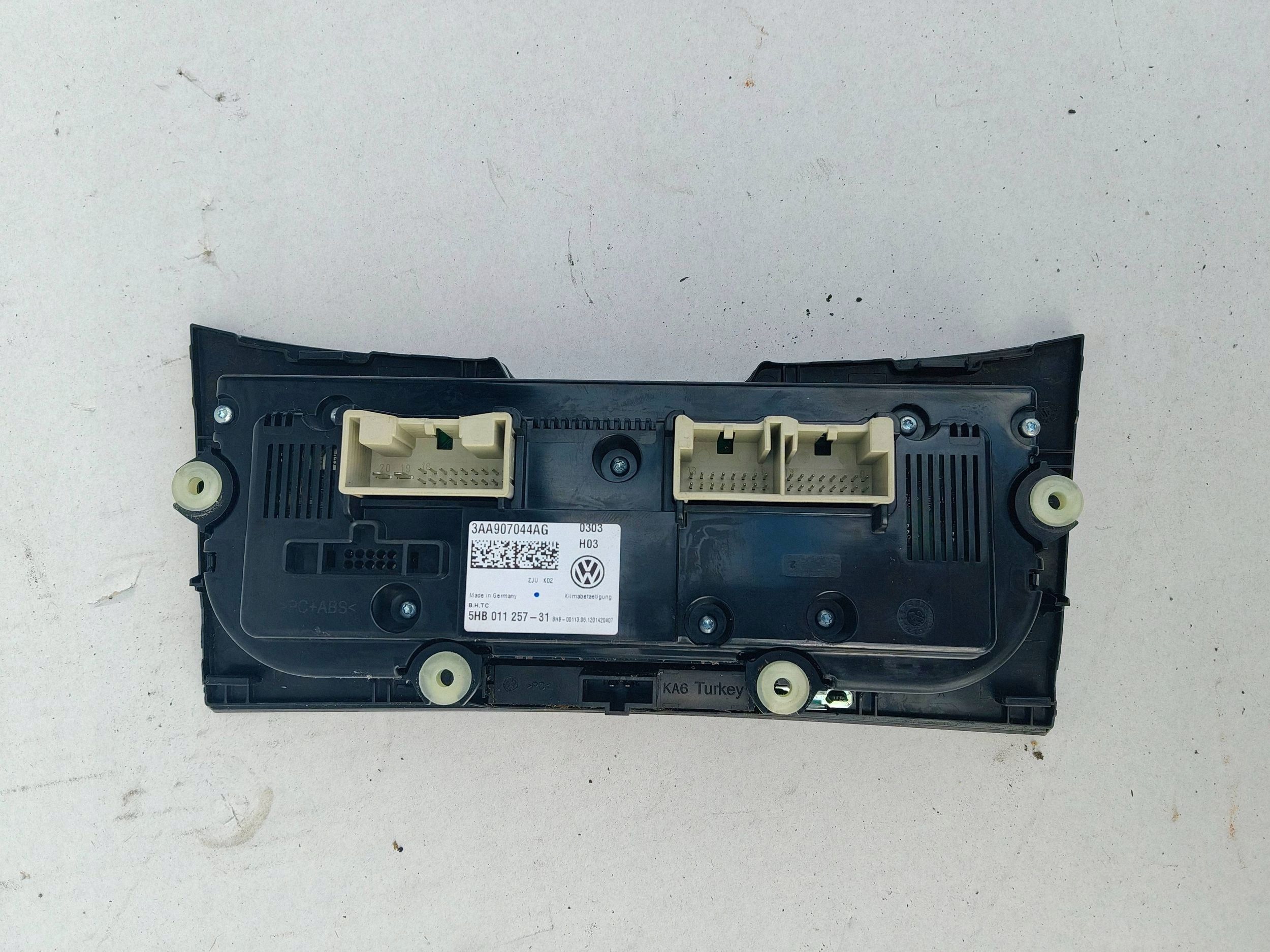 Fläktstyrpanel VW Passat B7 OEM 3AA907044AG image 3