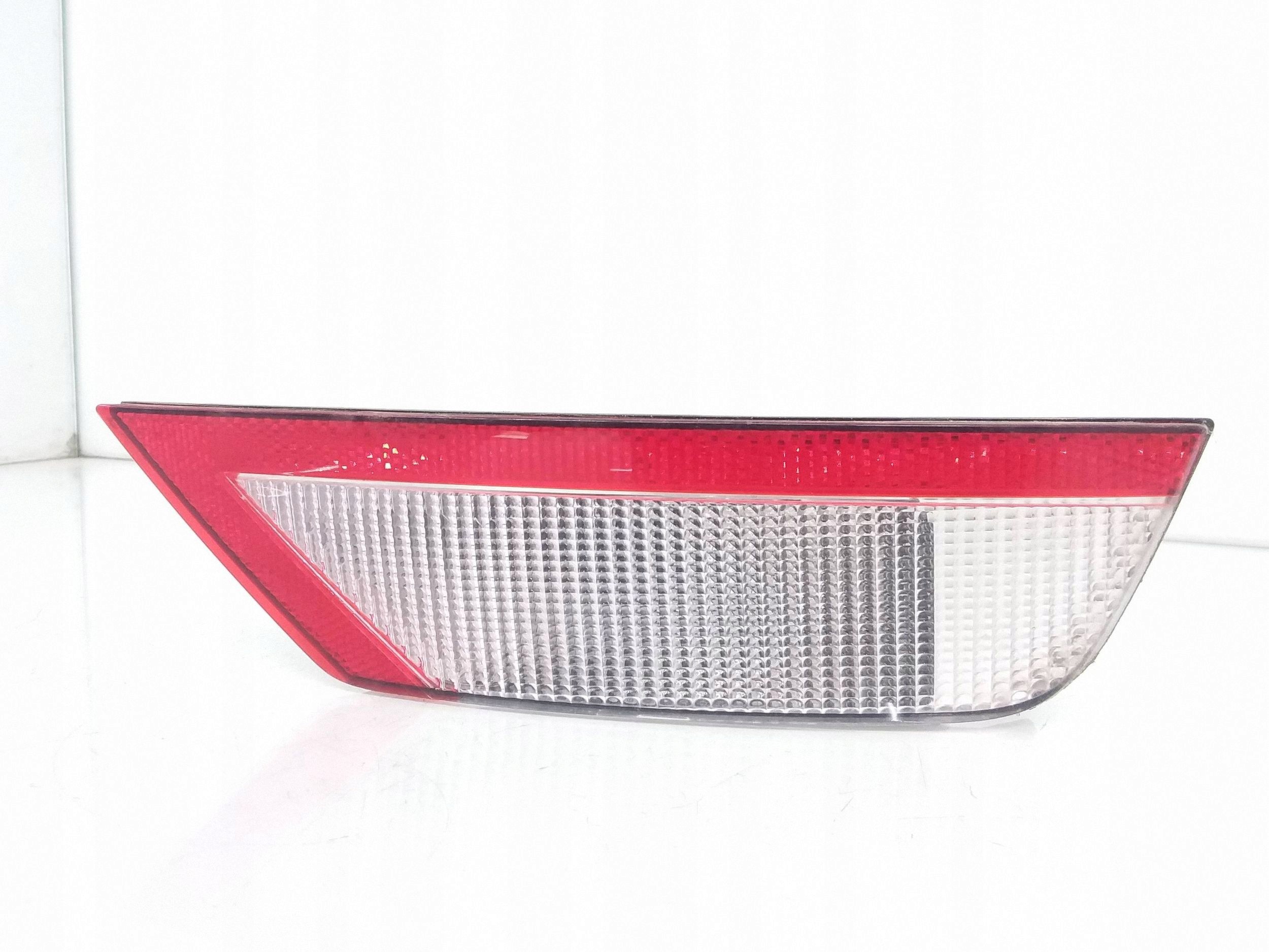 Luz de parachoques trasera derecha OEM CN15-15500-AD Ford Ecosport image 2
