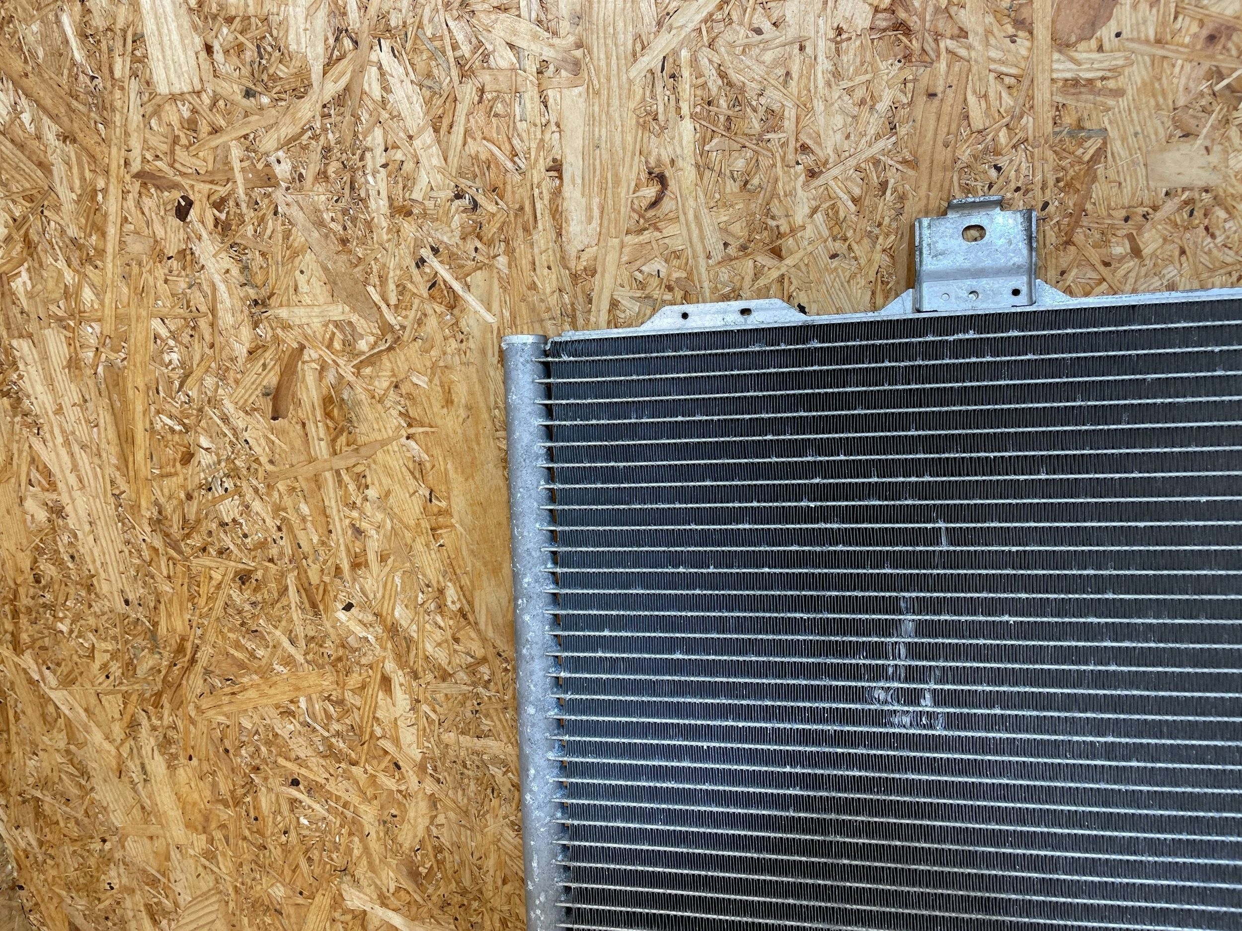 Honda OE 7101-T5A0-0000-M1 AC Condensor Gebruikt image 9