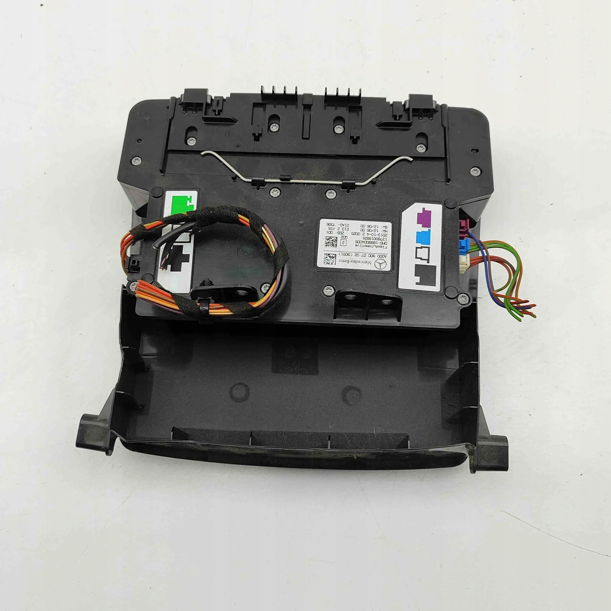 Lâmpada de Teto Interior OEM A0009000702 Mercedes W176 image 4
