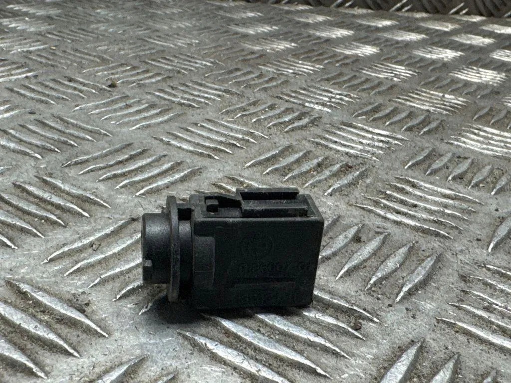 BMW Luchtkwaliteitssensor OEM 9136607 - Gebruikt image 2
