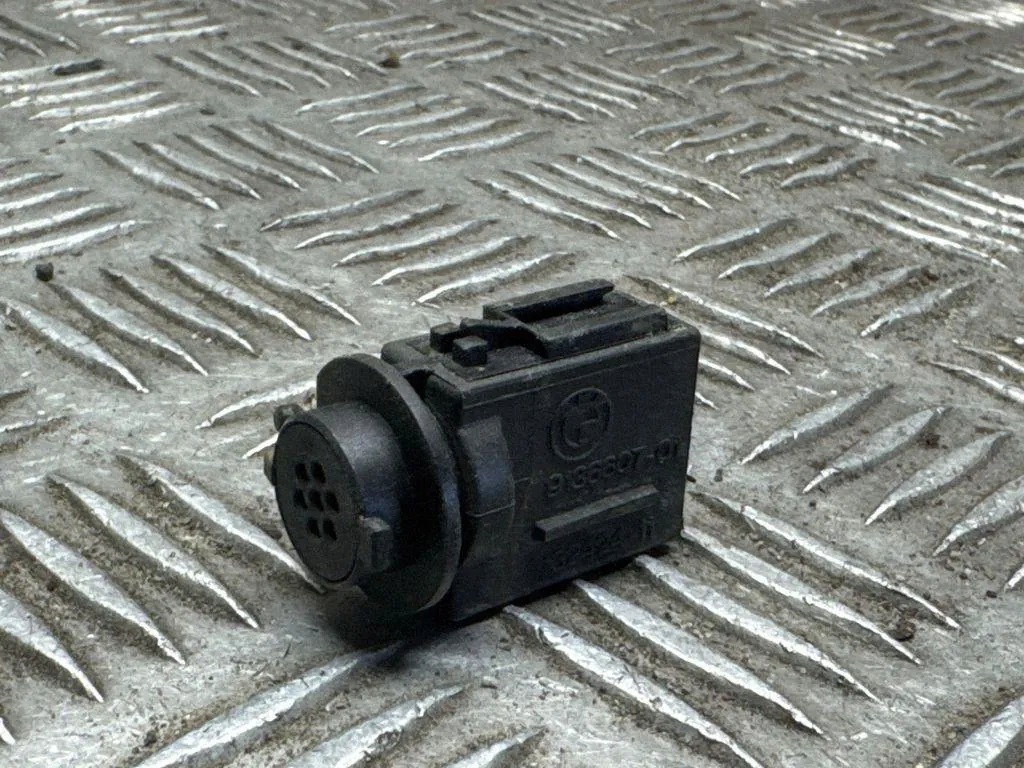 BMW Luchtkwaliteitssensor OEM 9136607 - Gebruikt image 3
