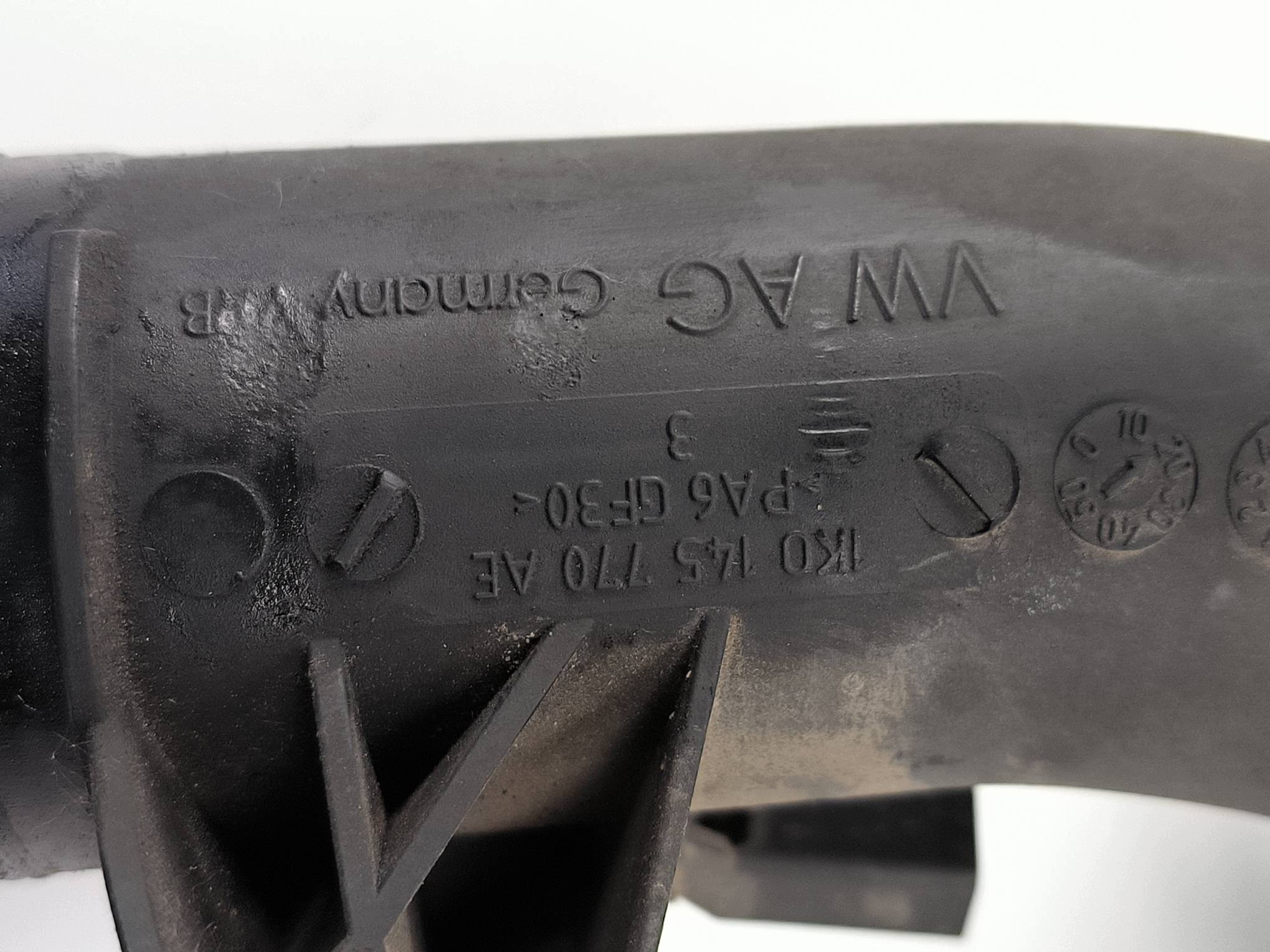 Gebrauchtes Turborohr OEM 1K0145770AE für VW Tiguan image 6