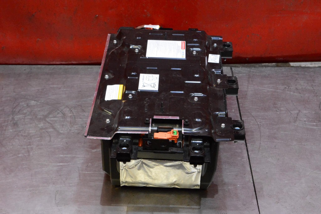 Bateria Kia OE 37504-E6610 usada para Optima IV 2.0 PHEV image 3