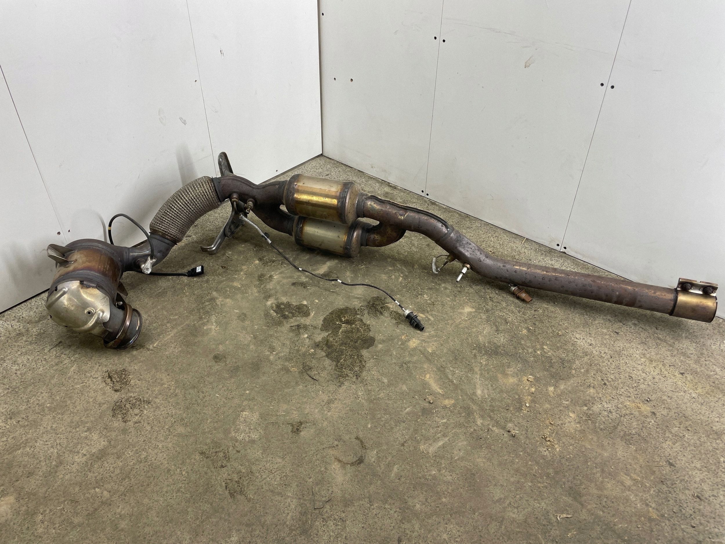 Catalyseur SEAT CUPRA OEM 5Q0131701AN image 2