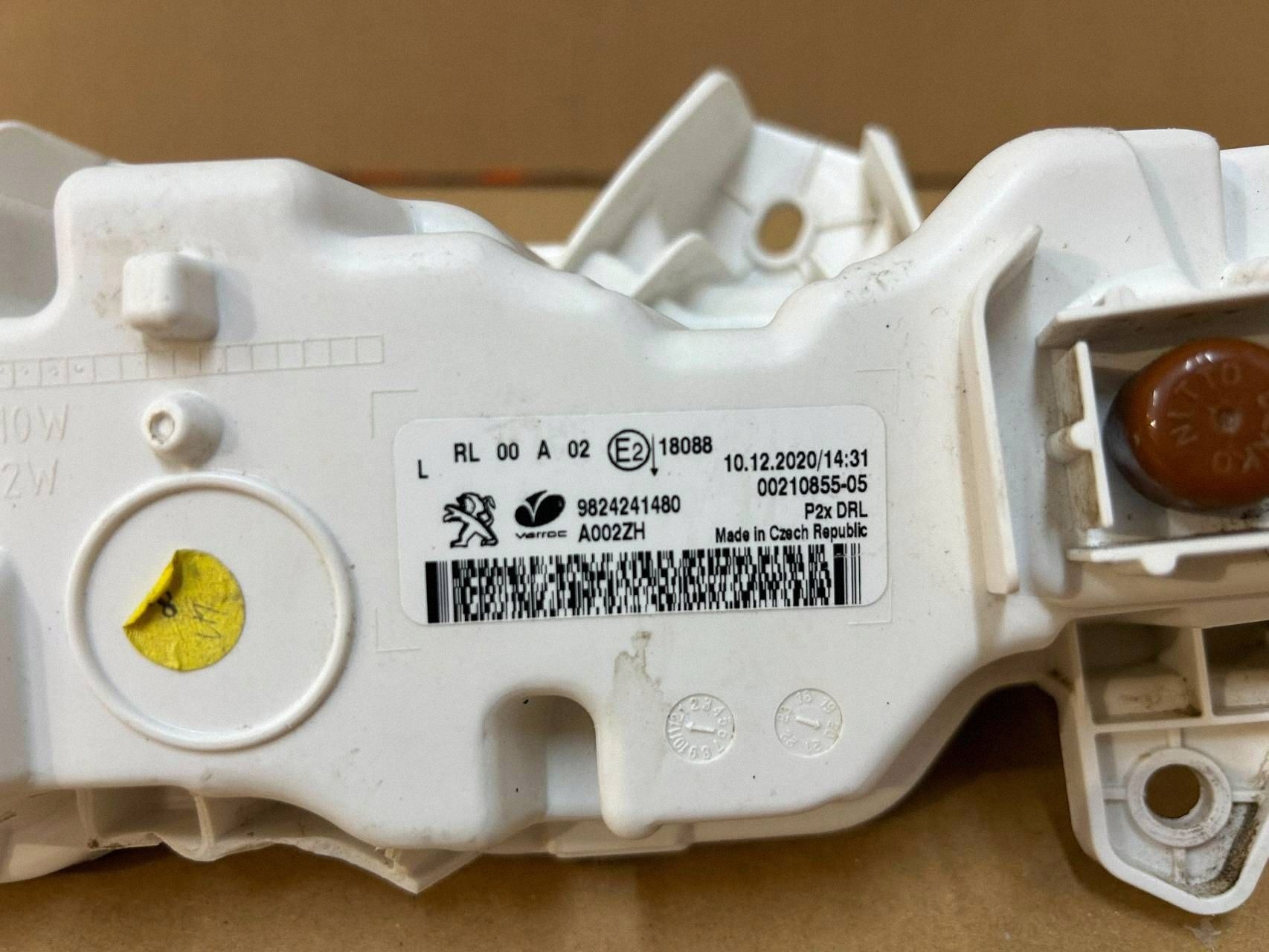 OEM 9824241480 DRL Halogéneo Esquerdo Para-choques Dianteiro image 6
