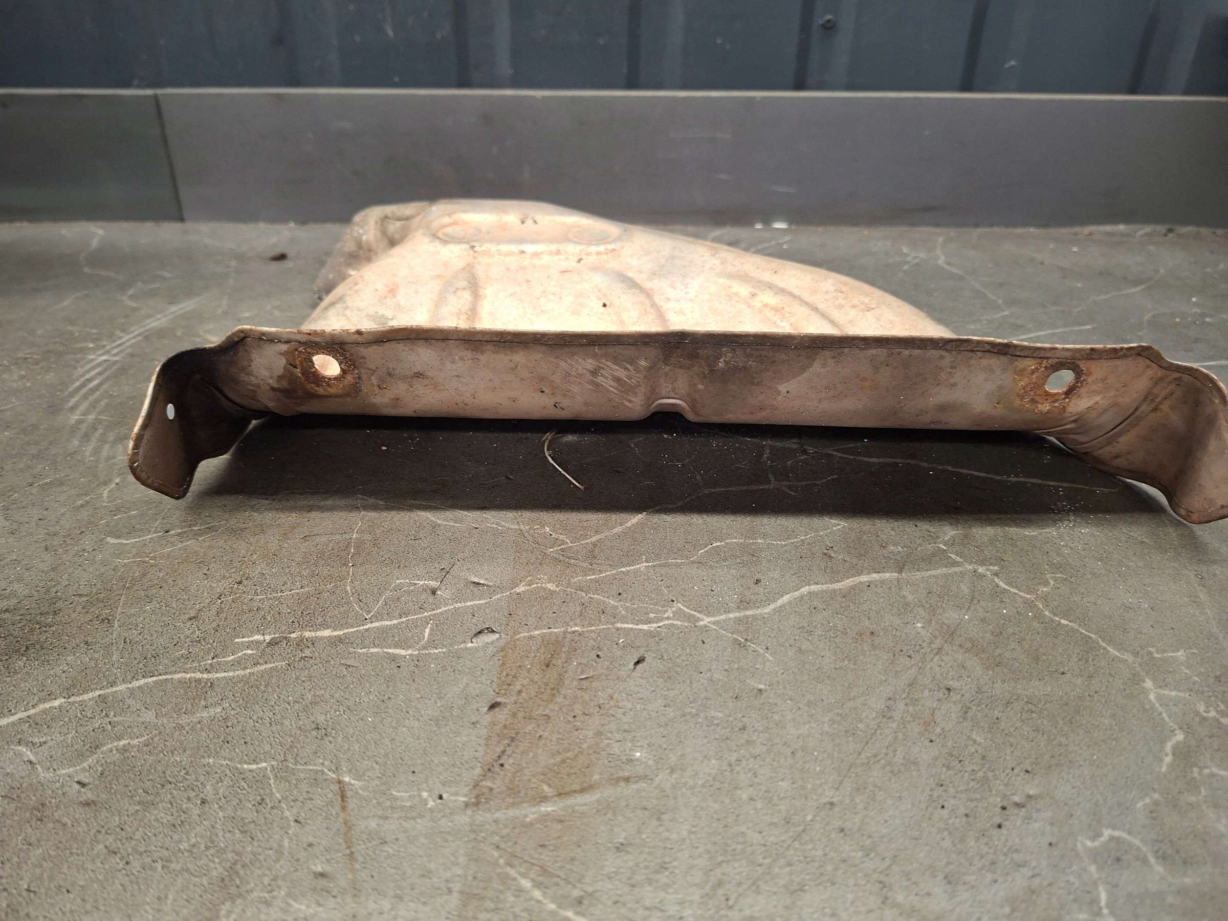 Pakoputken keräin OEM 8200210968 Renault 2.0 16V