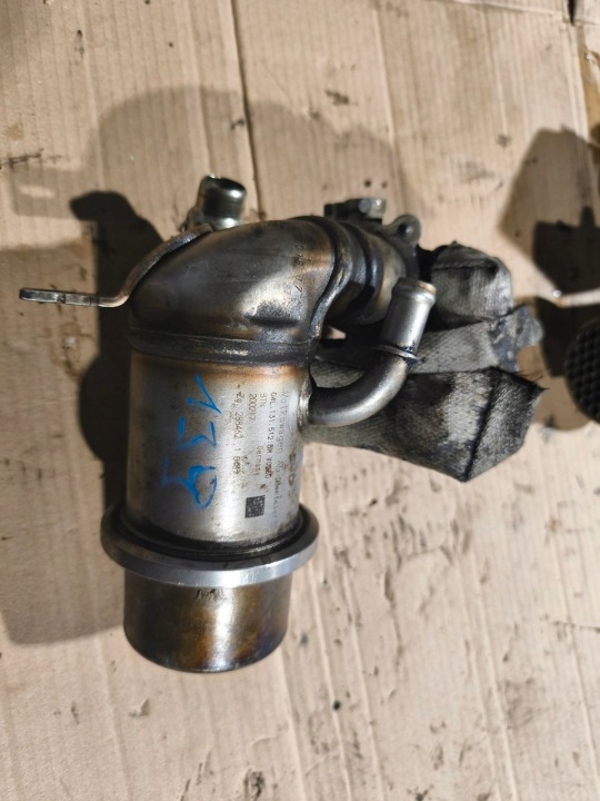 VW AUDI SKODA 2.0 TDI Pakokaasun EGR-jäähdytin 04L131512BM