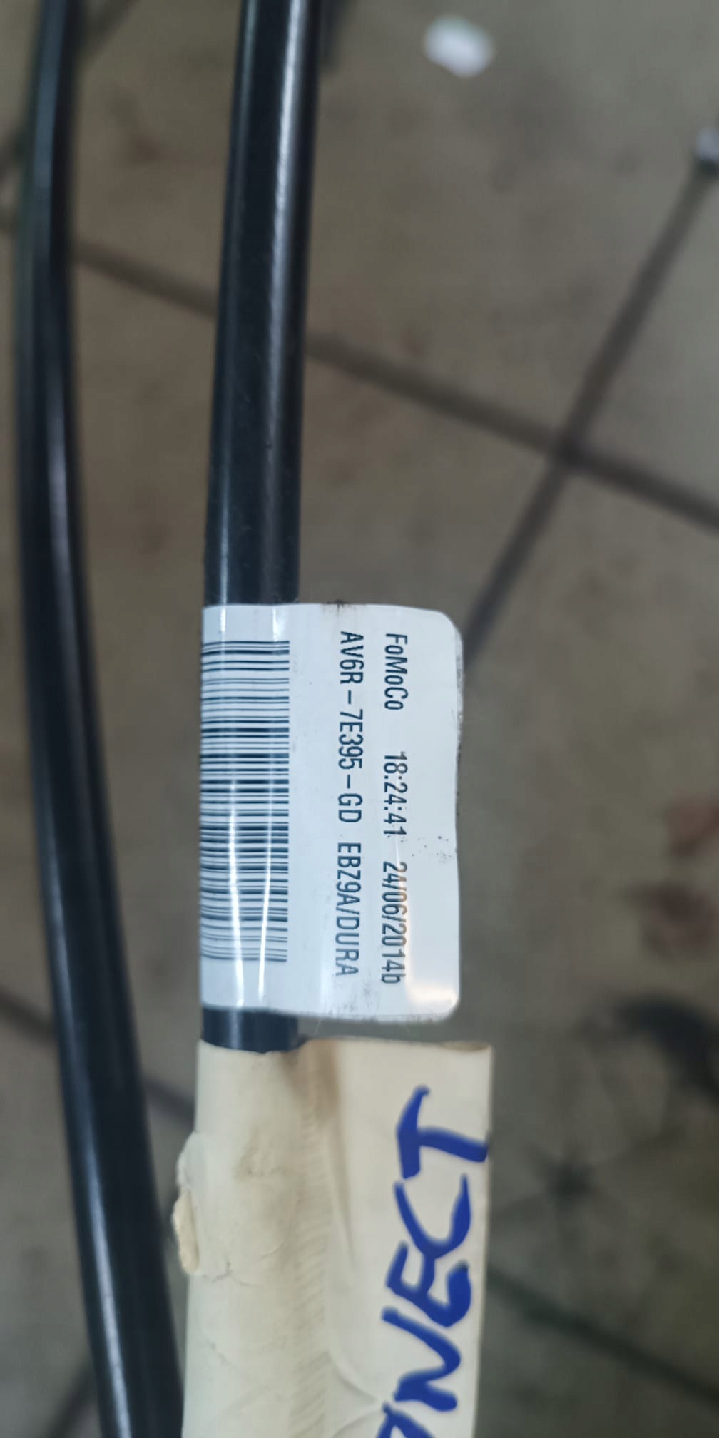 Ford OE AV6R7E395GE Tensor de cabo caixa manual image 4