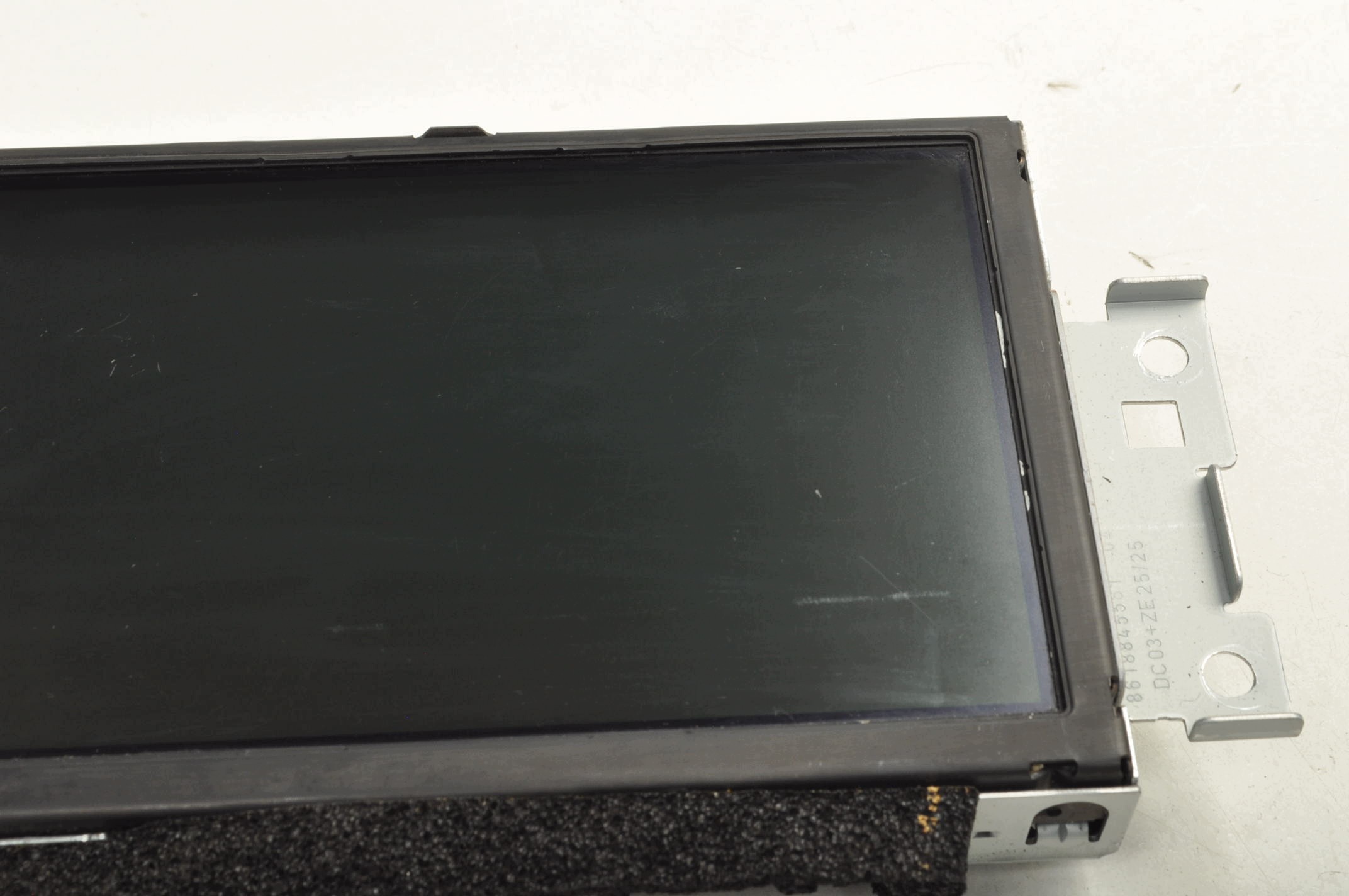 Écran de navigation Volvo V60 OEM 31350691 - Occasion image 3