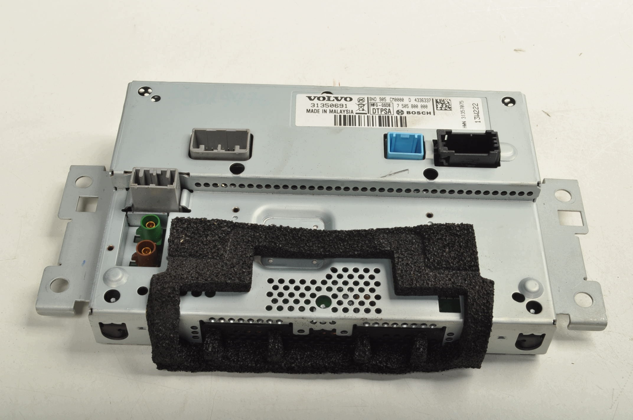 Écran de navigation Volvo V60 OEM 31350691 - Occasion image 4