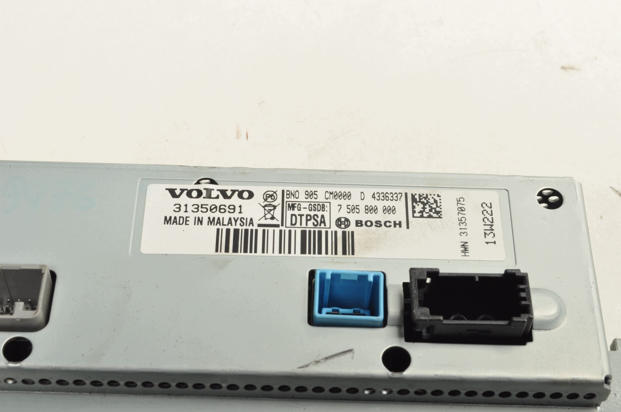Écran de navigation Volvo V60 OEM 31350691 - Occasion image 5
