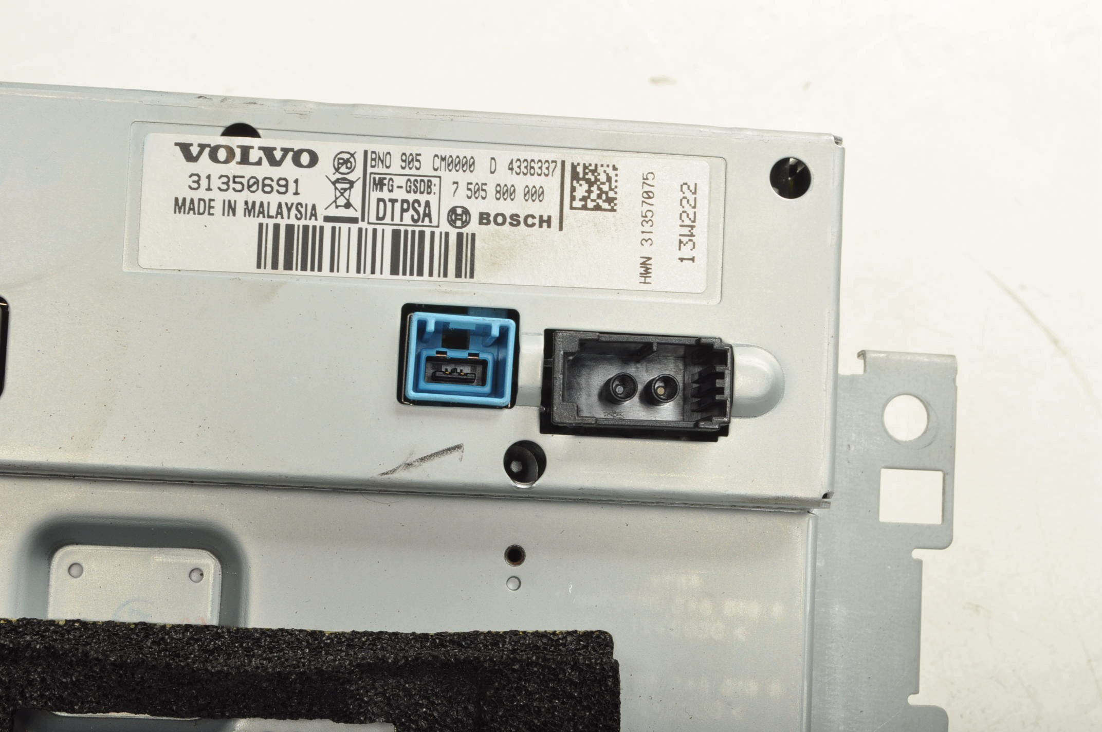 Écran de navigation Volvo V60 OEM 31350691 - Occasion image 7