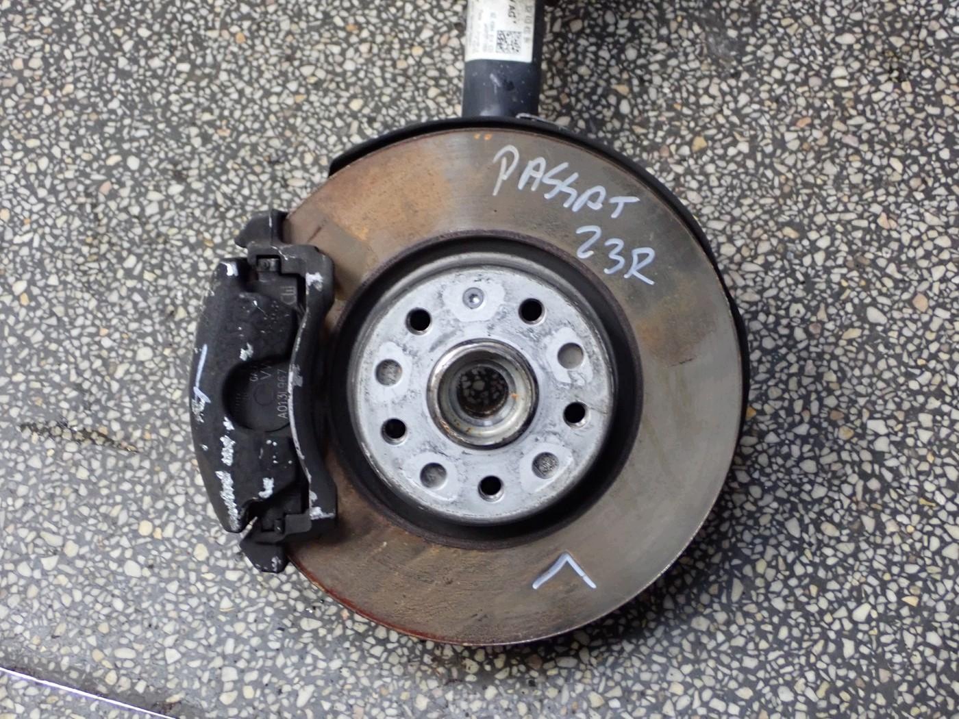 OEM 3Q0413031BN Montante Amortiguador Derecho Delantero VW Passat B8 image 4