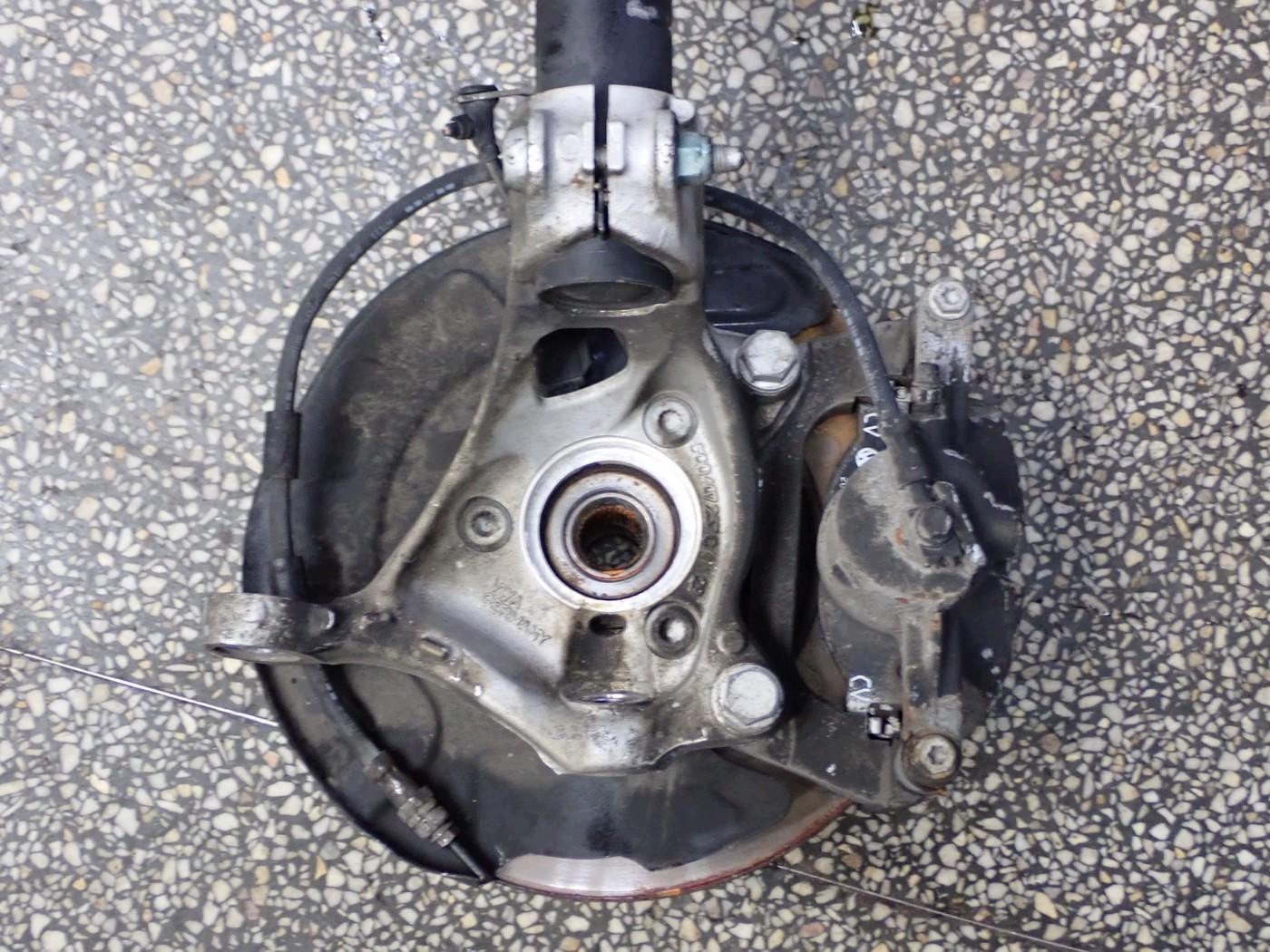OEM 3Q0413031BN Montante Amortiguador Derecho Delantero VW Passat B8 image 5