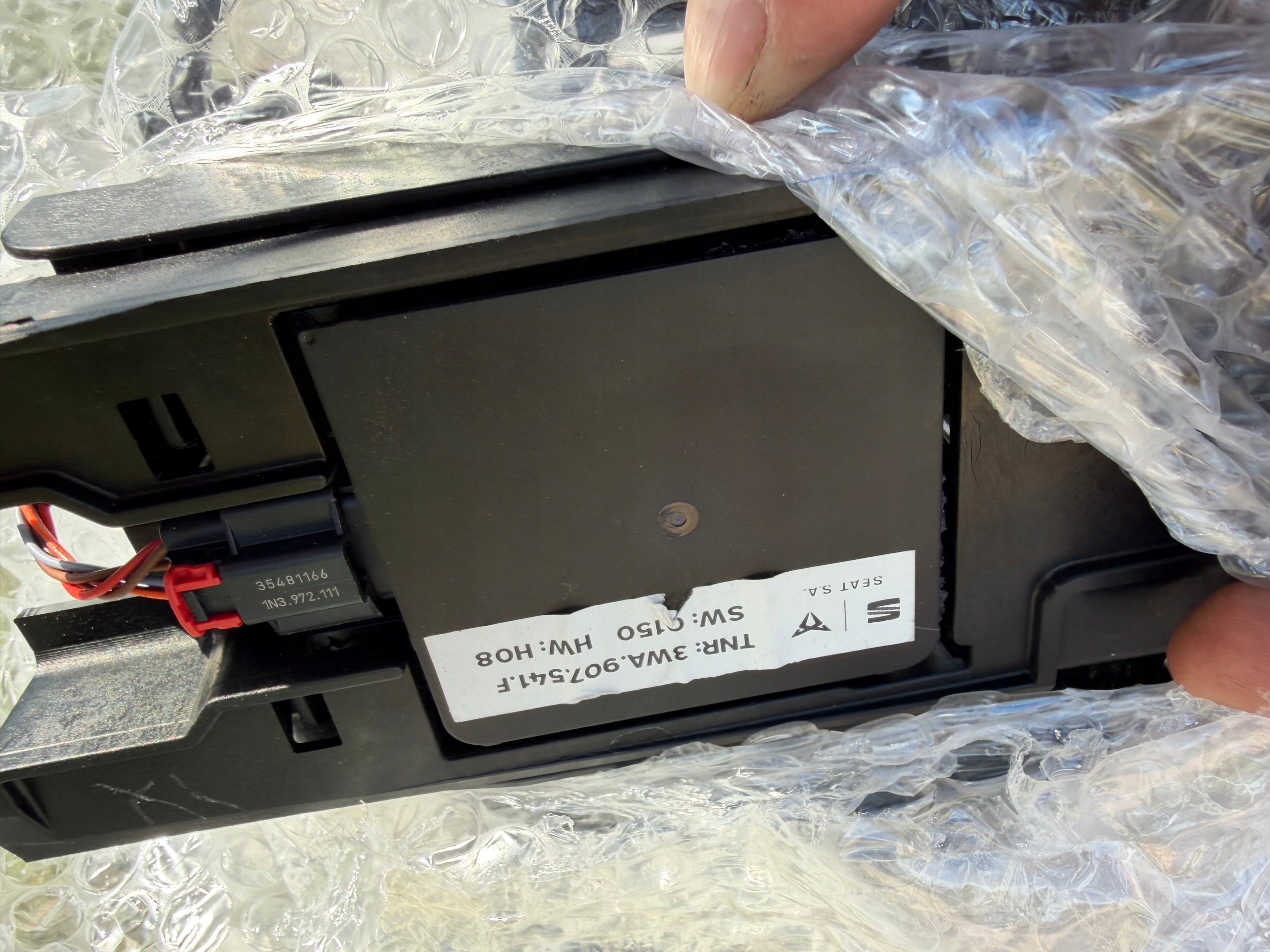 Sensor Radar Distronic OEM 3WA907541F para Golf VIII image 2