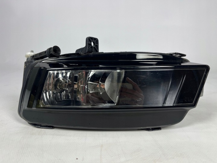 Volkswagenin sumuvalo OE 5G0 941 661 J