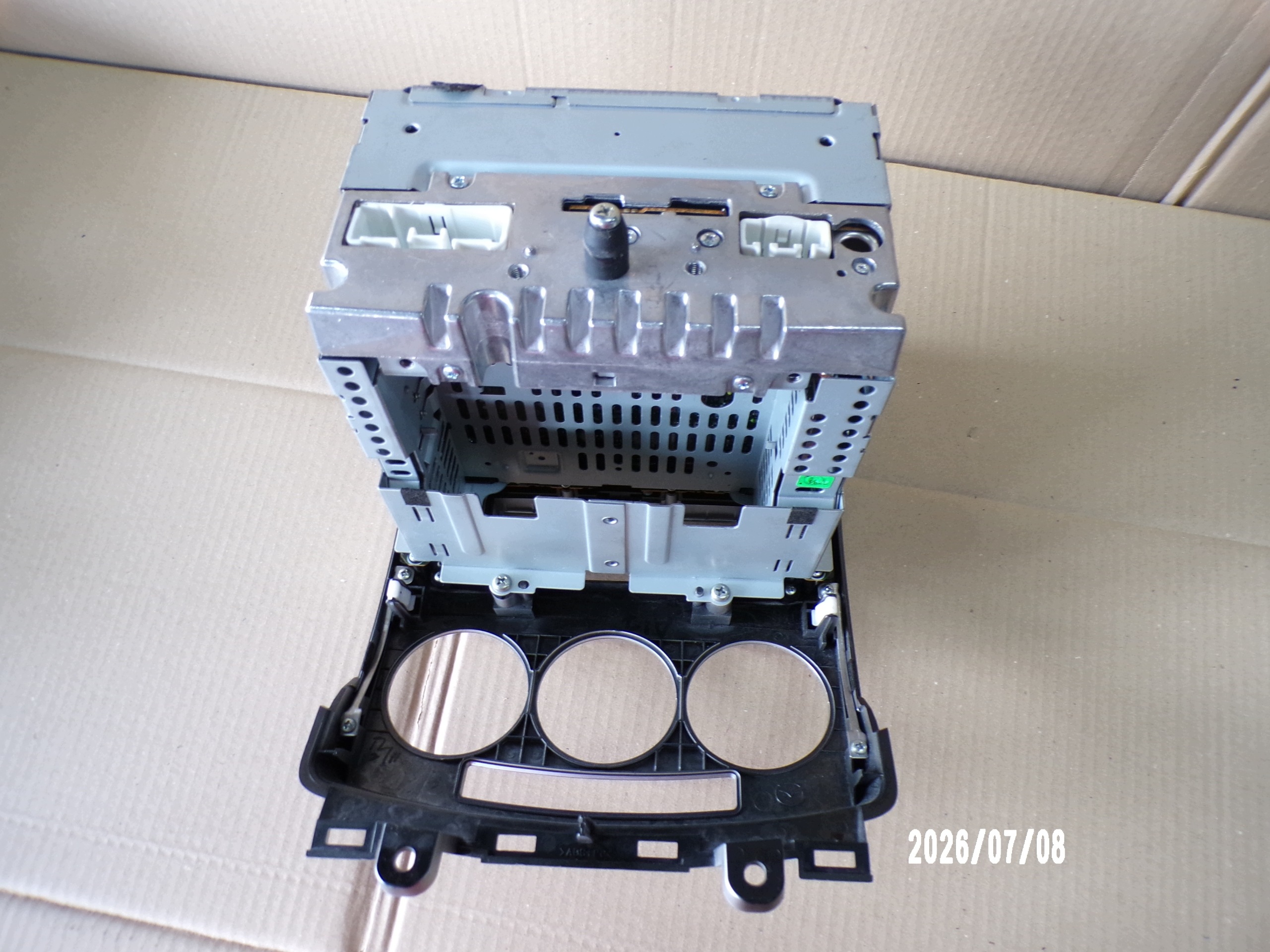 Radio Mazda 5 OEM 14792086 - État d'occasion image 10