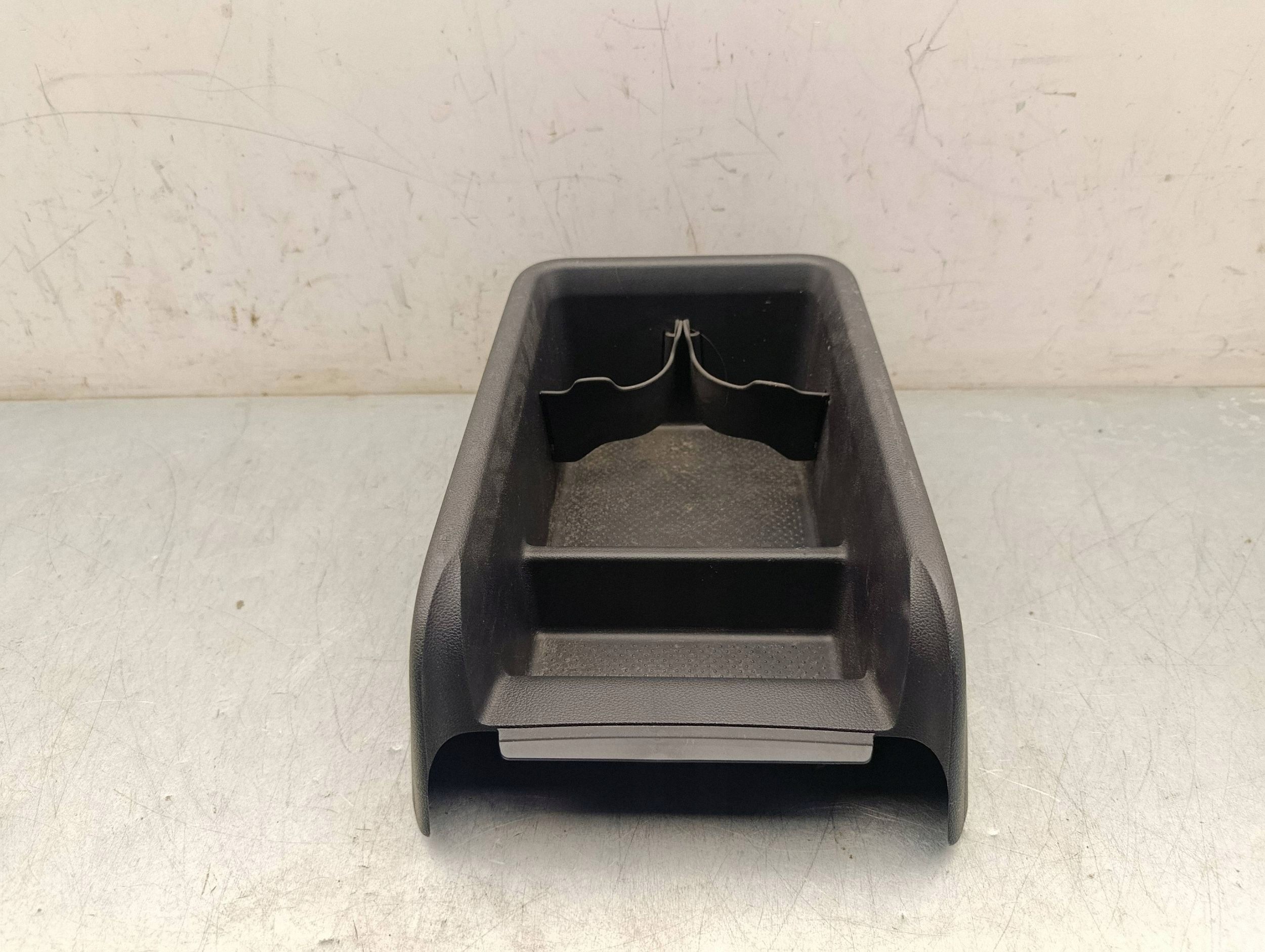 Skoda Enyaq IV 2025 Heck-Cupholder OEM 5LA864051A image 2