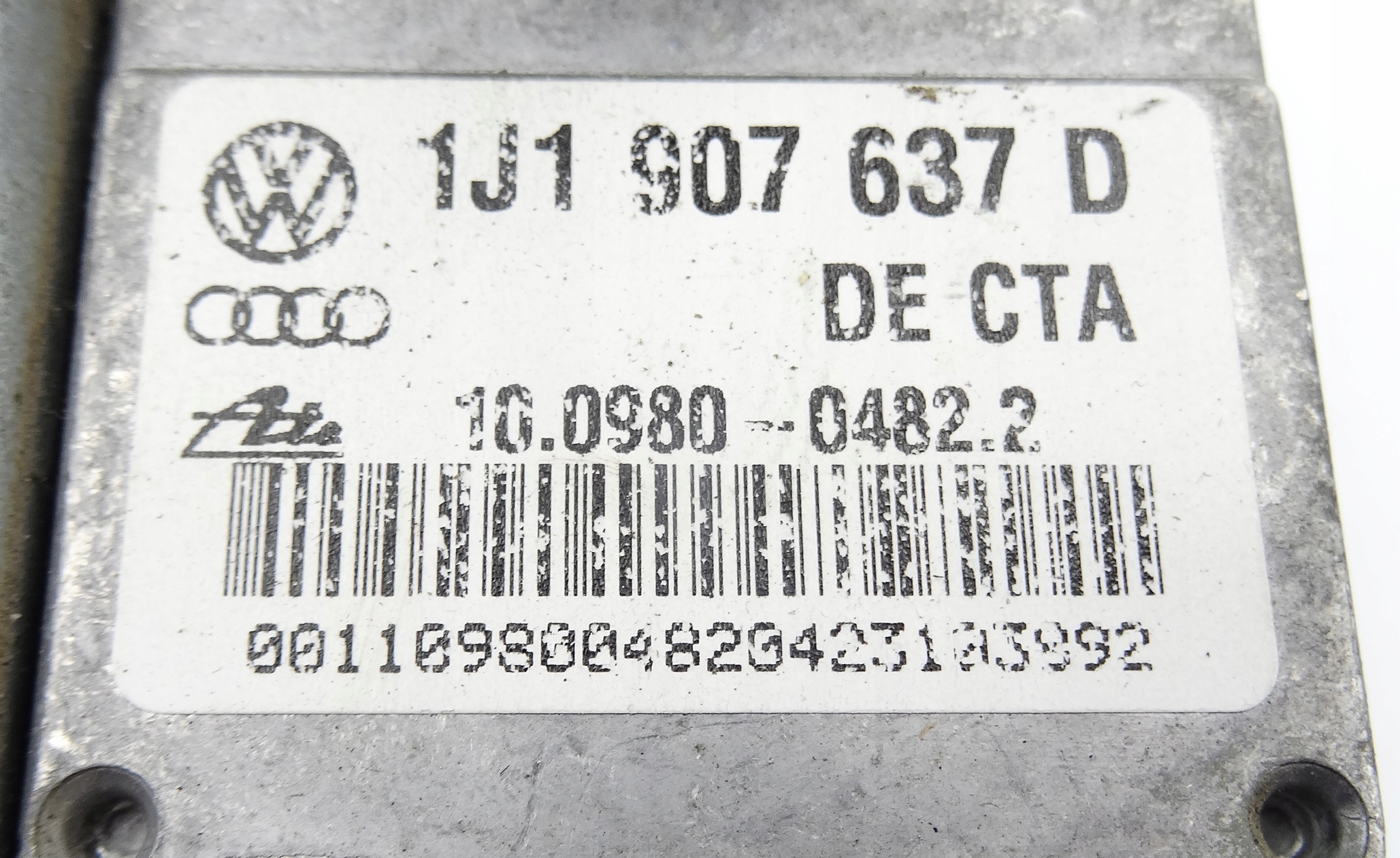 ESP-kiihtyvyysanturi OEM 1J0907655A VW Golf IV:lle