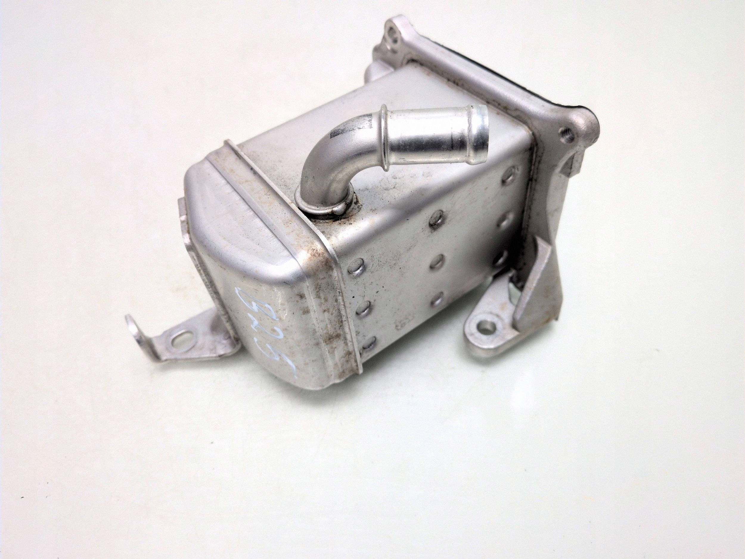 Volvo V40 2.0D EGR-jäähdytin OEM 31422315