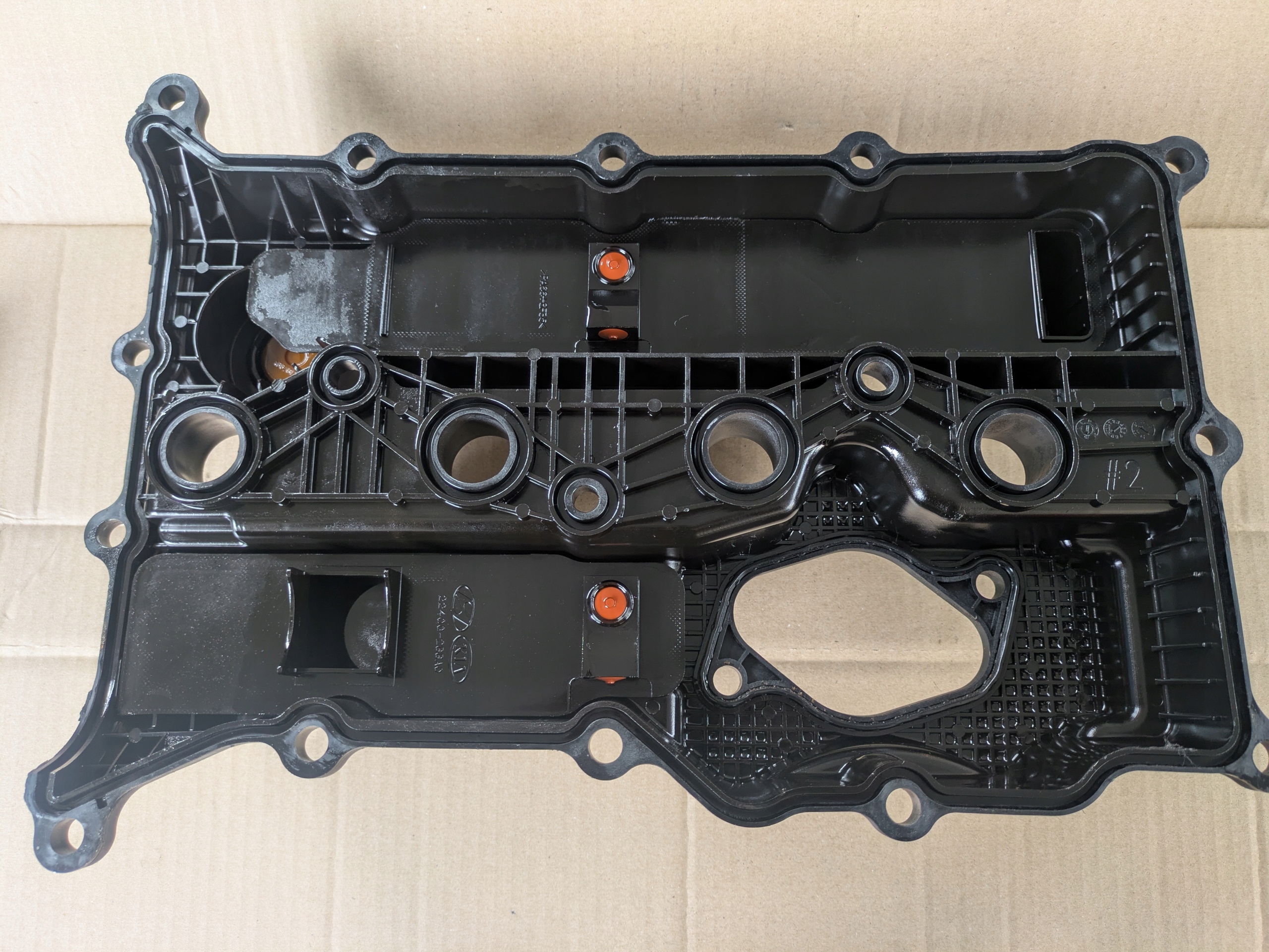 Tampa de válvulas OEM 22400-2GGA0 para Hyundai i30 III/i30N