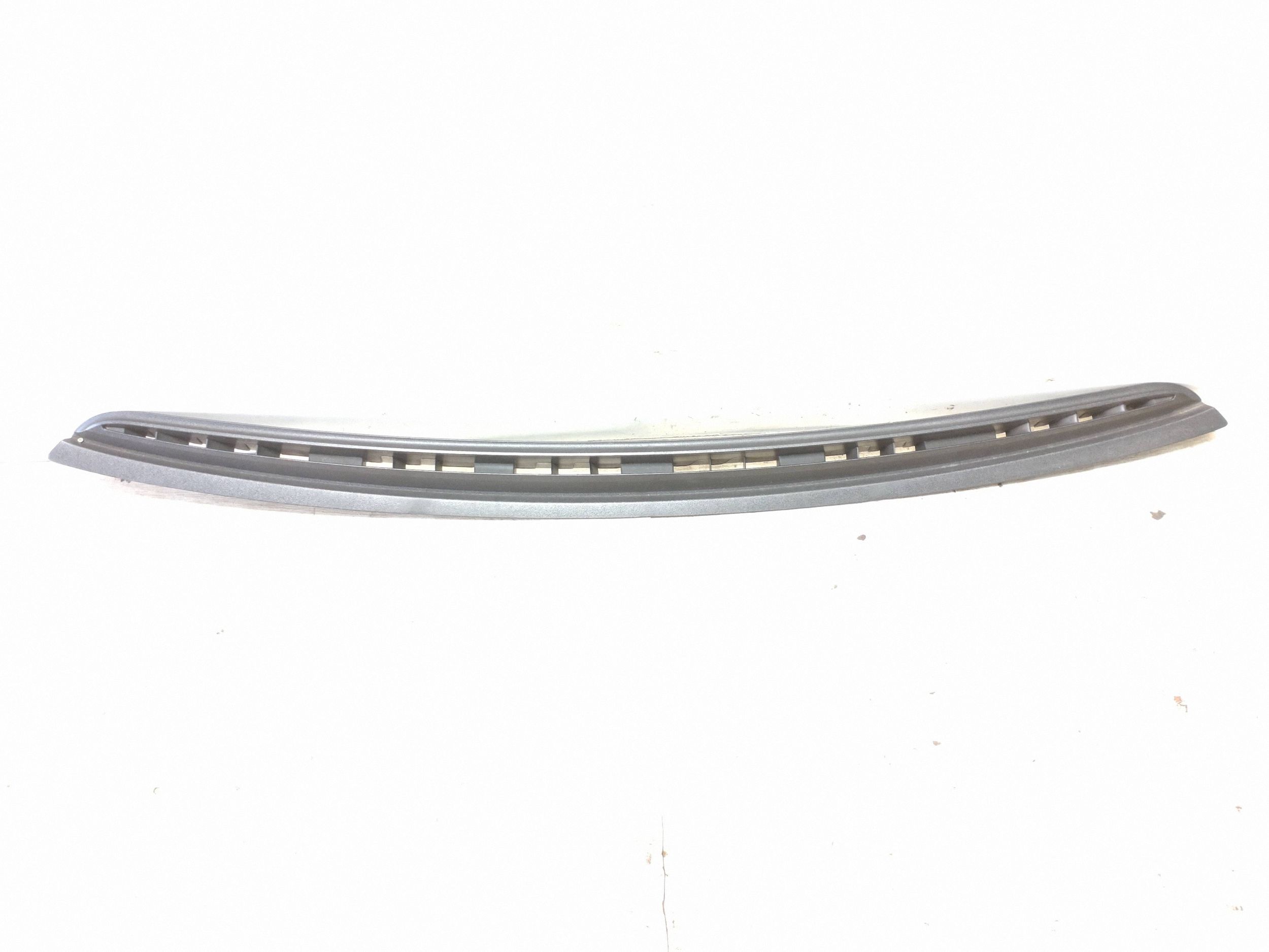 OEM 1308181070 Musta Ritiläsuoja Ducato Boxer Jumperille image 2
