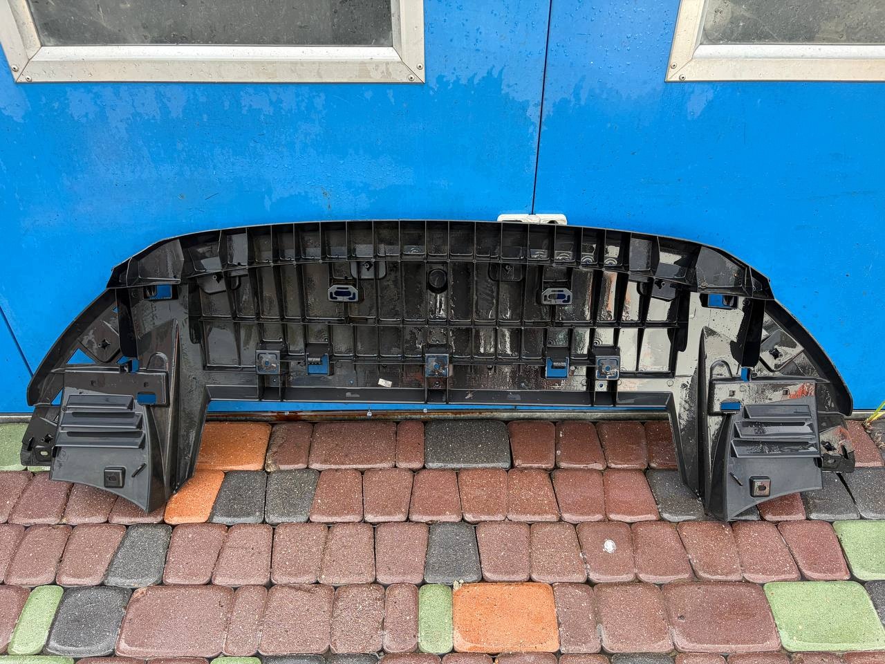 Underbottenplatta framför OEM 9675972180 - Begagnad image 3
