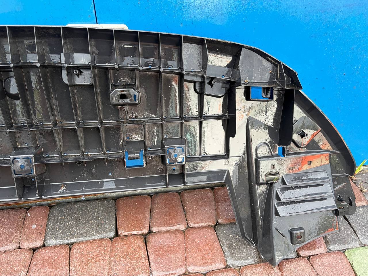 Underbottenplatta framför OEM 9675972180 - Begagnad image 4
