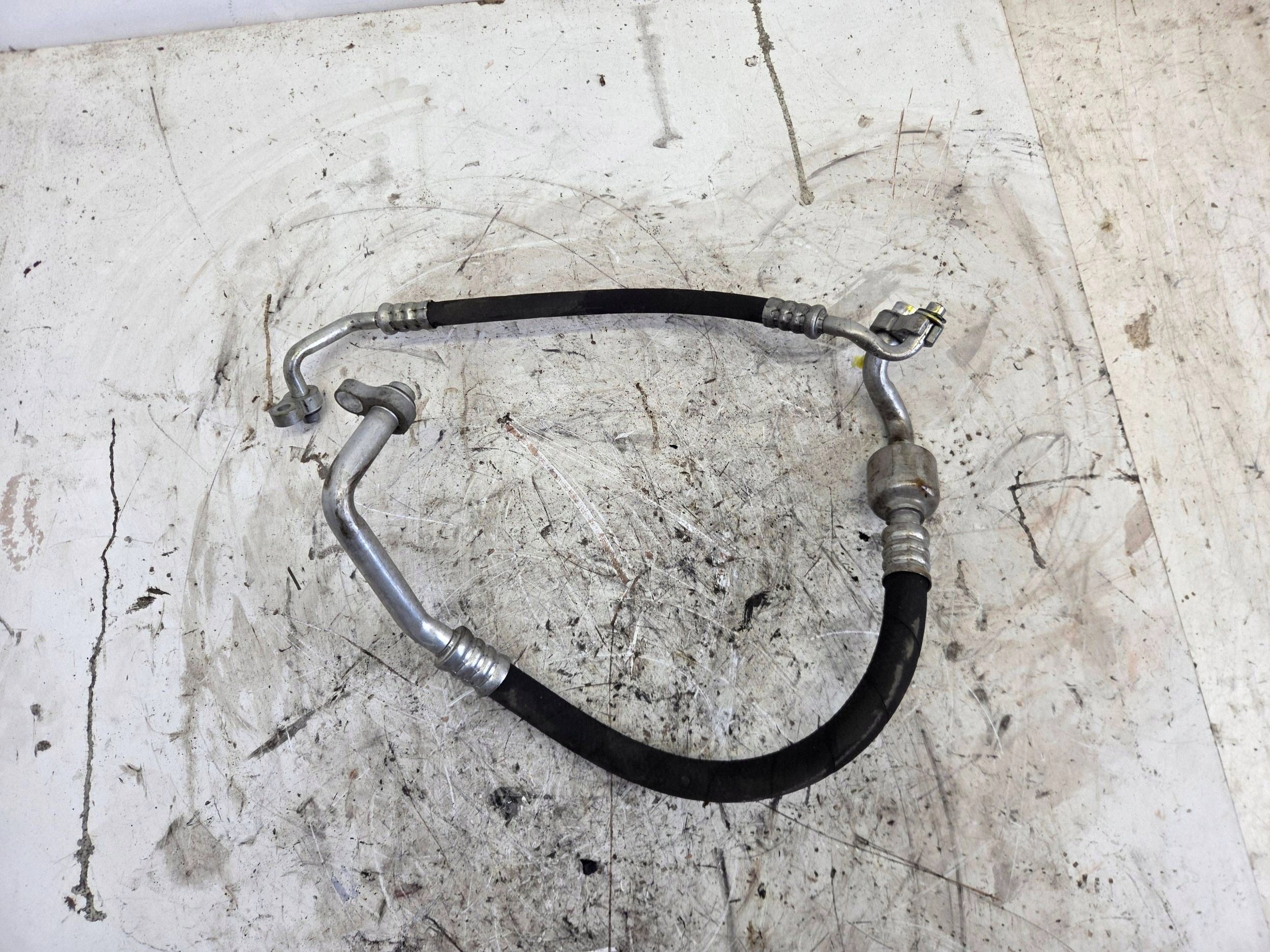 Linhas ar condicionado Opel Insignia A 2012 OEM 13220111